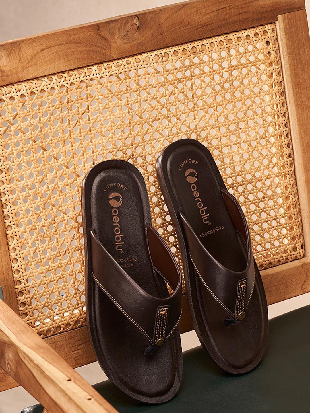 Aeroblu Men Slip-On Comfort Sandals