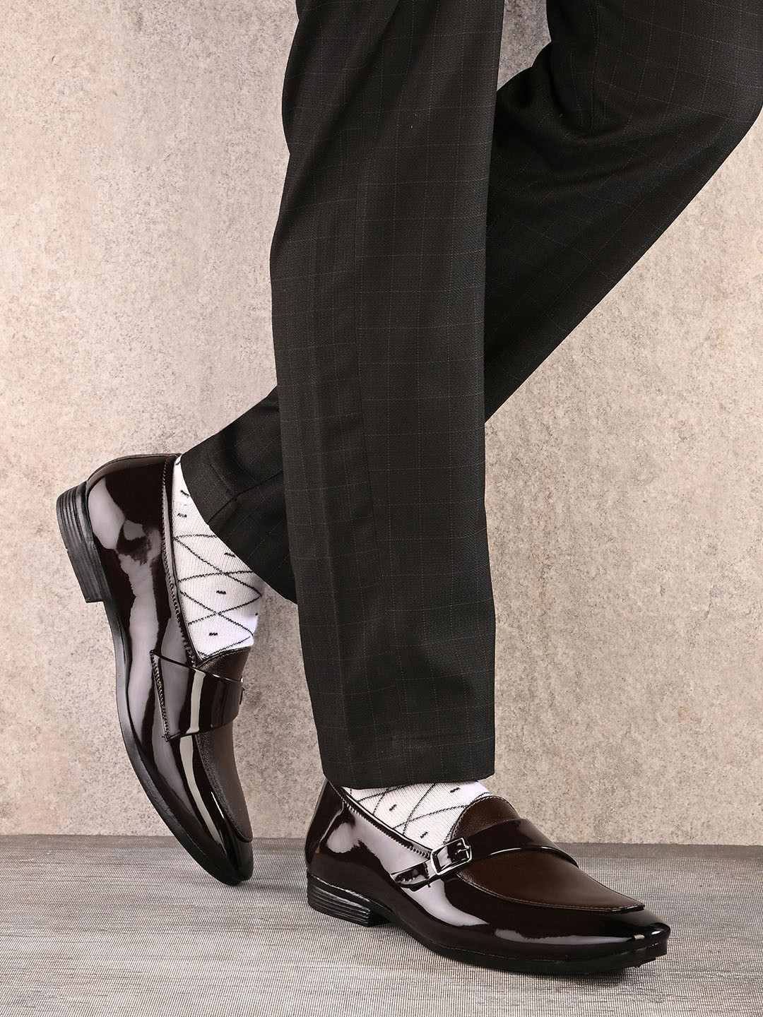 knoos Men Slip-On Buckles Detailing Monk Shoes