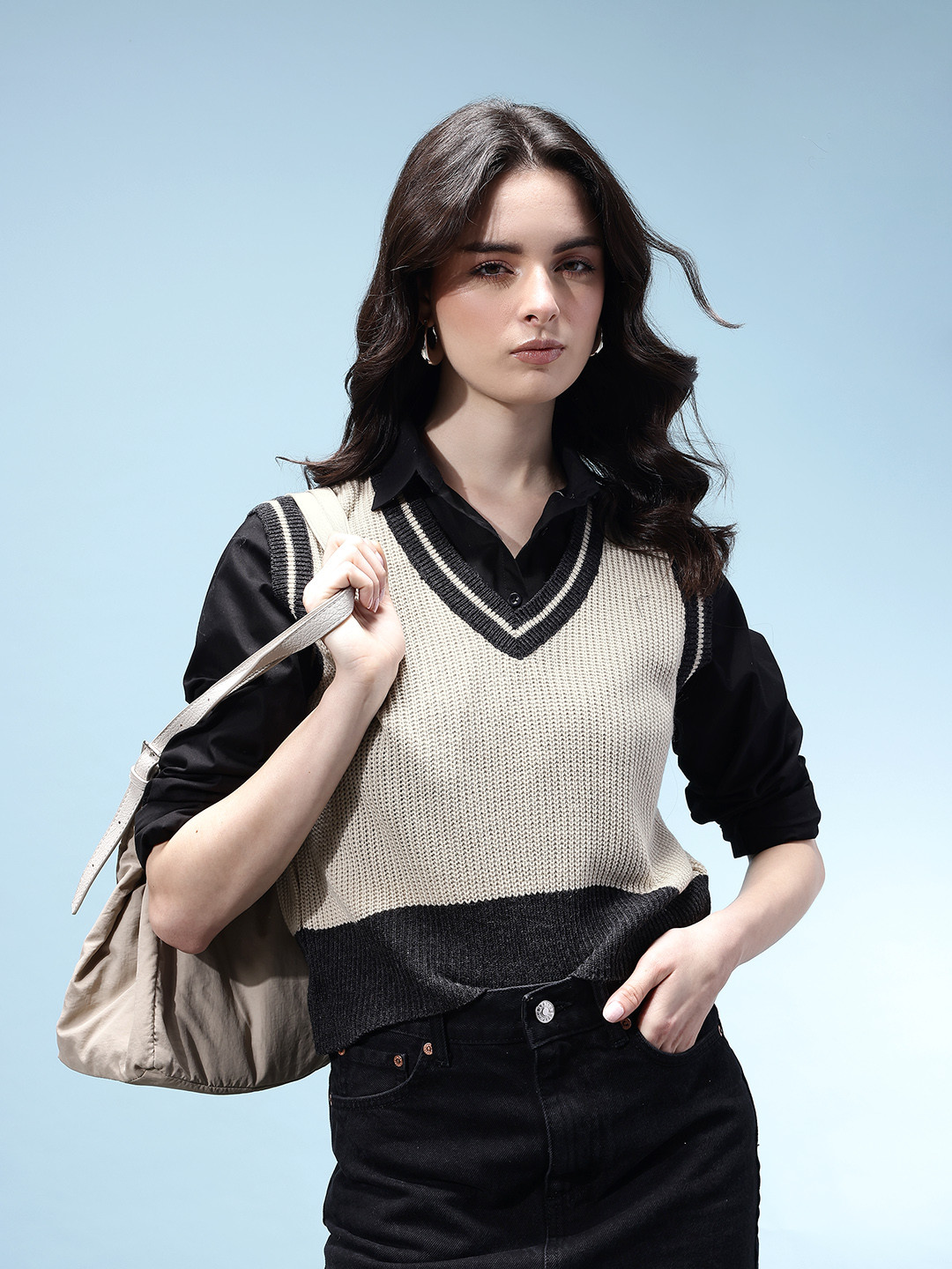 glitchez Contrast Neck Colorblocked Sweater Vest