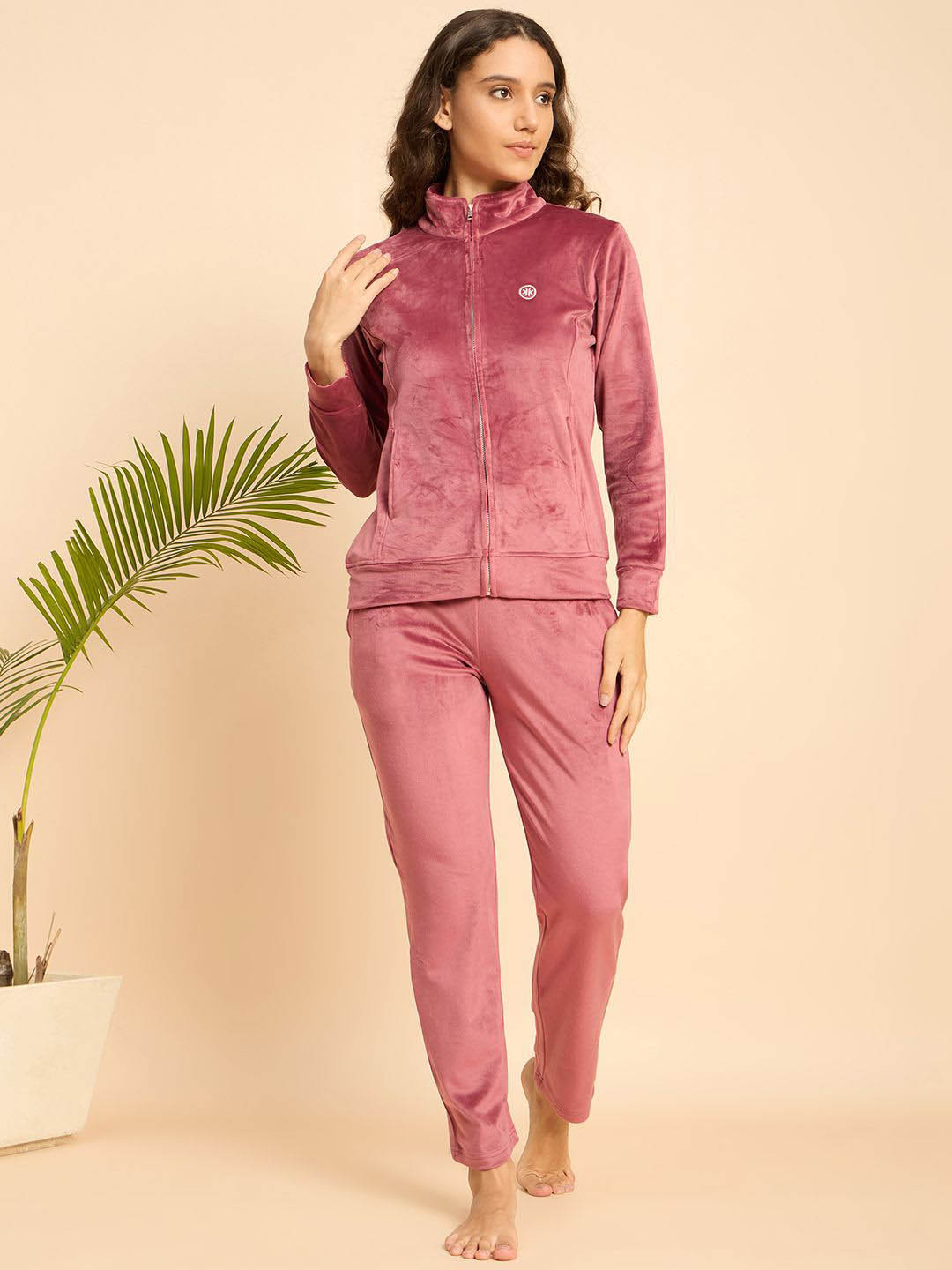 KIZA Mandarin Collar Top & Pyjamas Velvet Night Suit