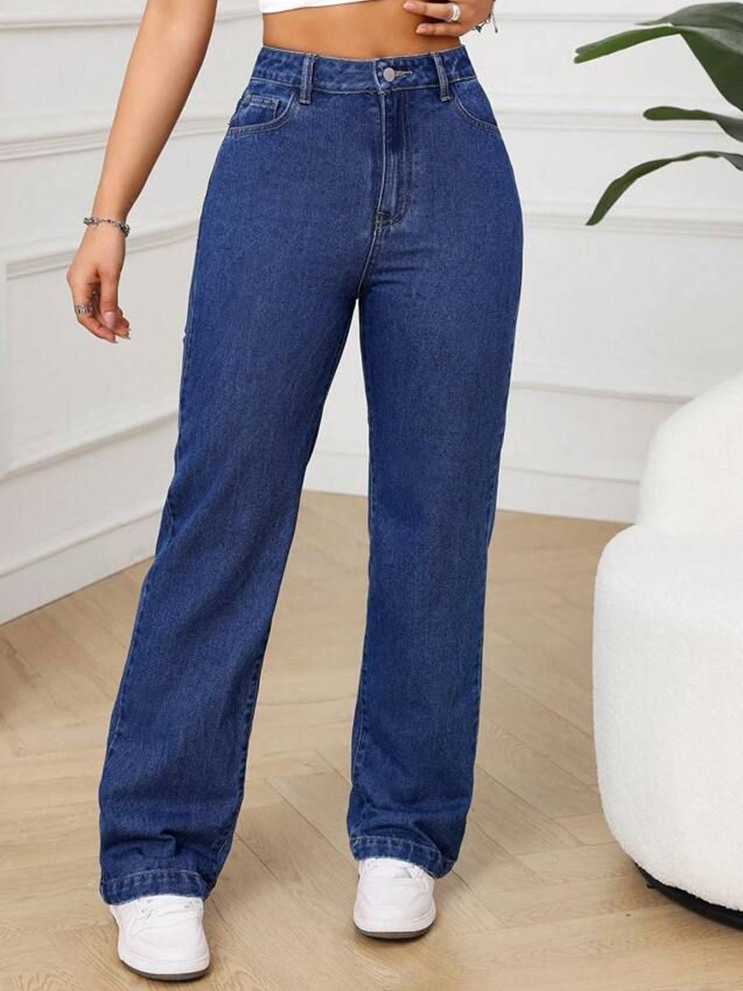 Curvy CLOSET Women Super Straight Fit High-Rise Clean Look No Fade Non Stretchable Jeans
