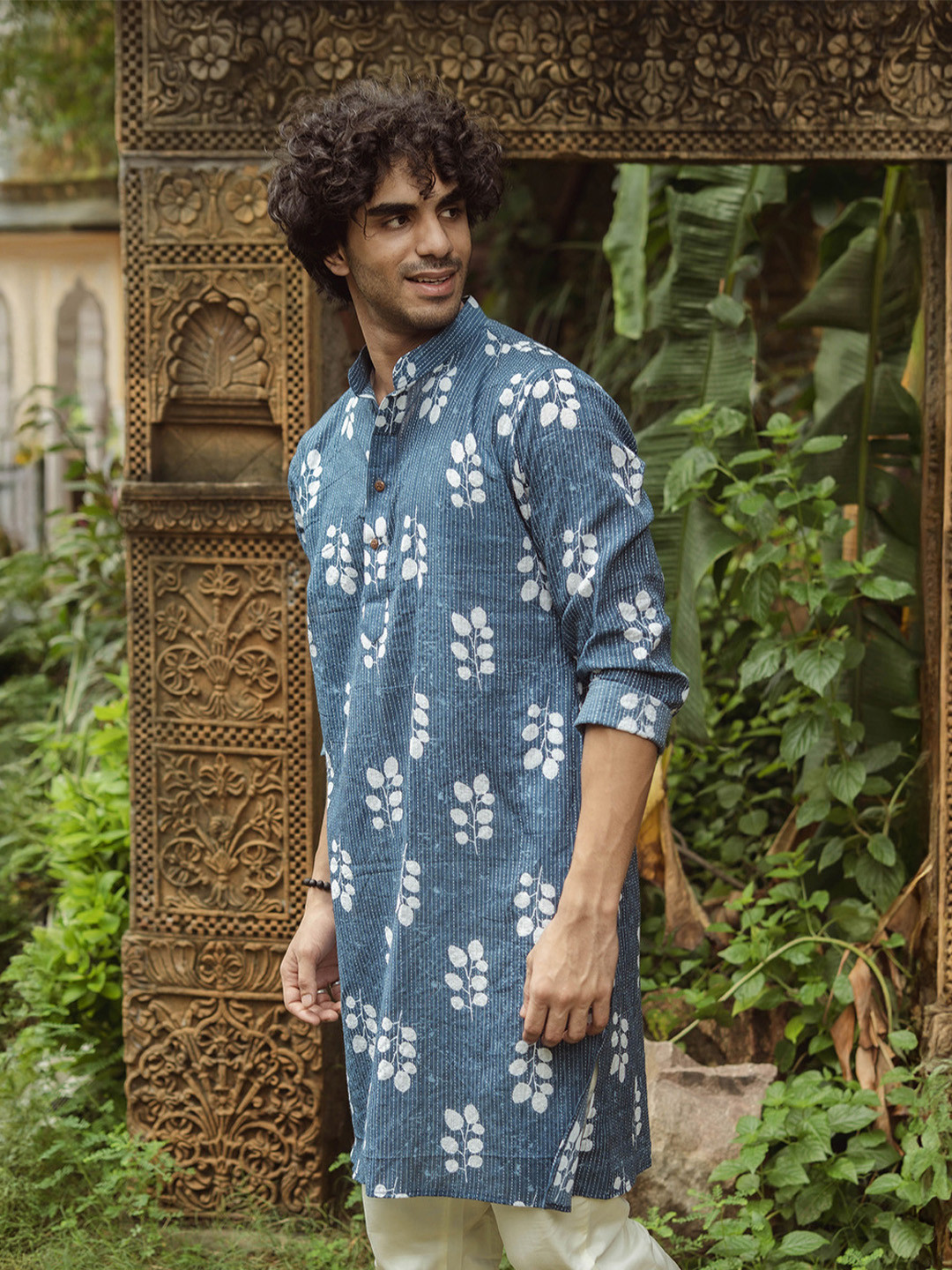 Shasak Men Blue Kantha Work Long Kurtas