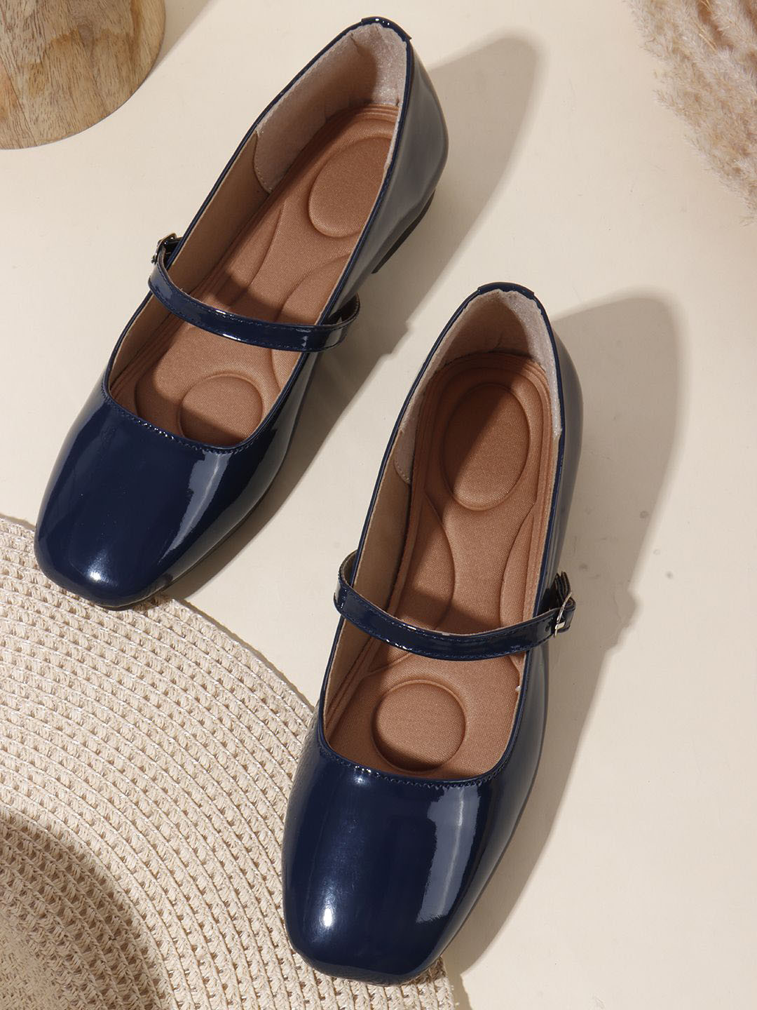 AVIVASTYLE Women Mary Janes With Buckle