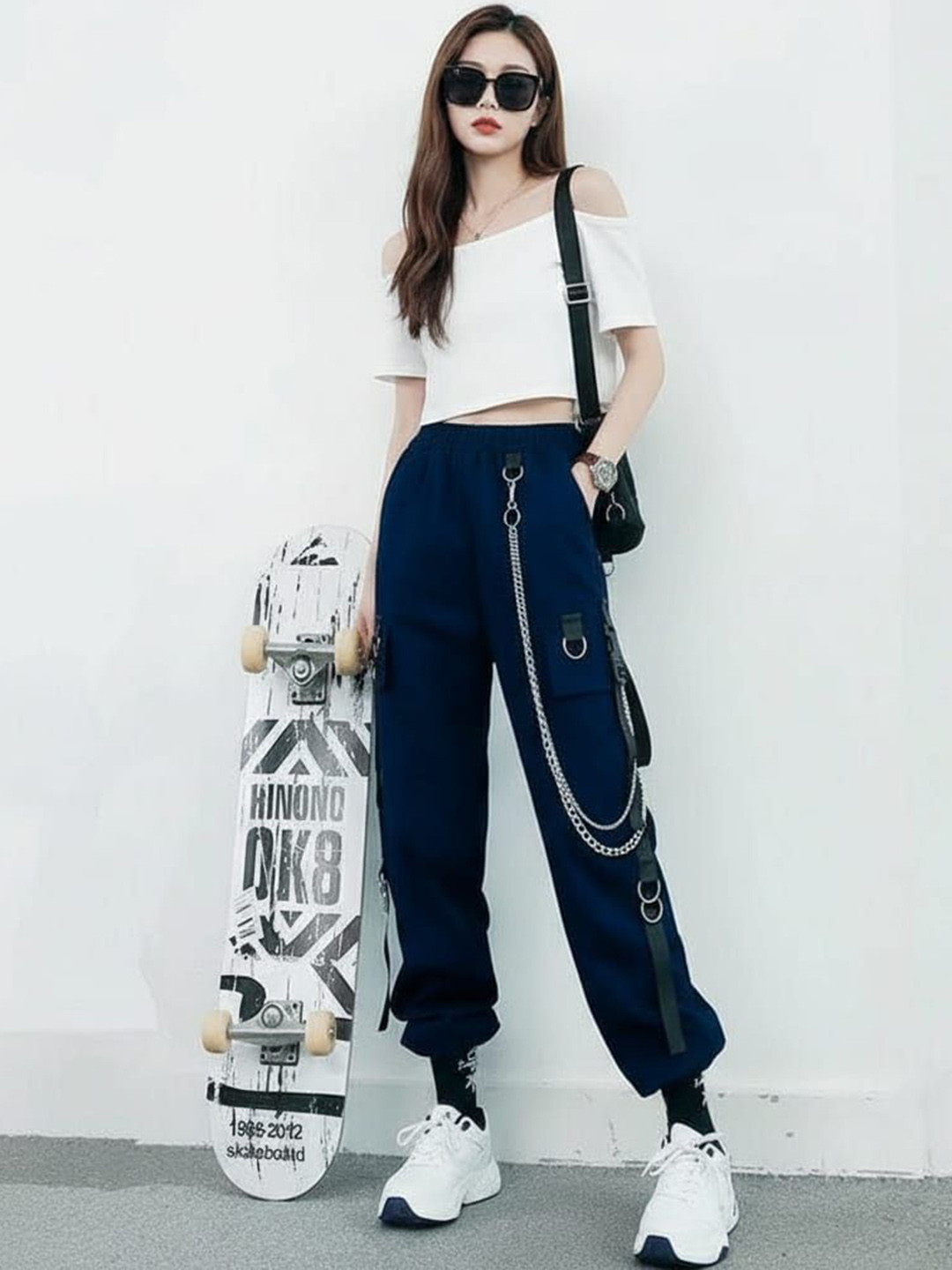 HIGH BUY Women Mid-Rise Smart Fit Chain Detailed Jogger Cargos