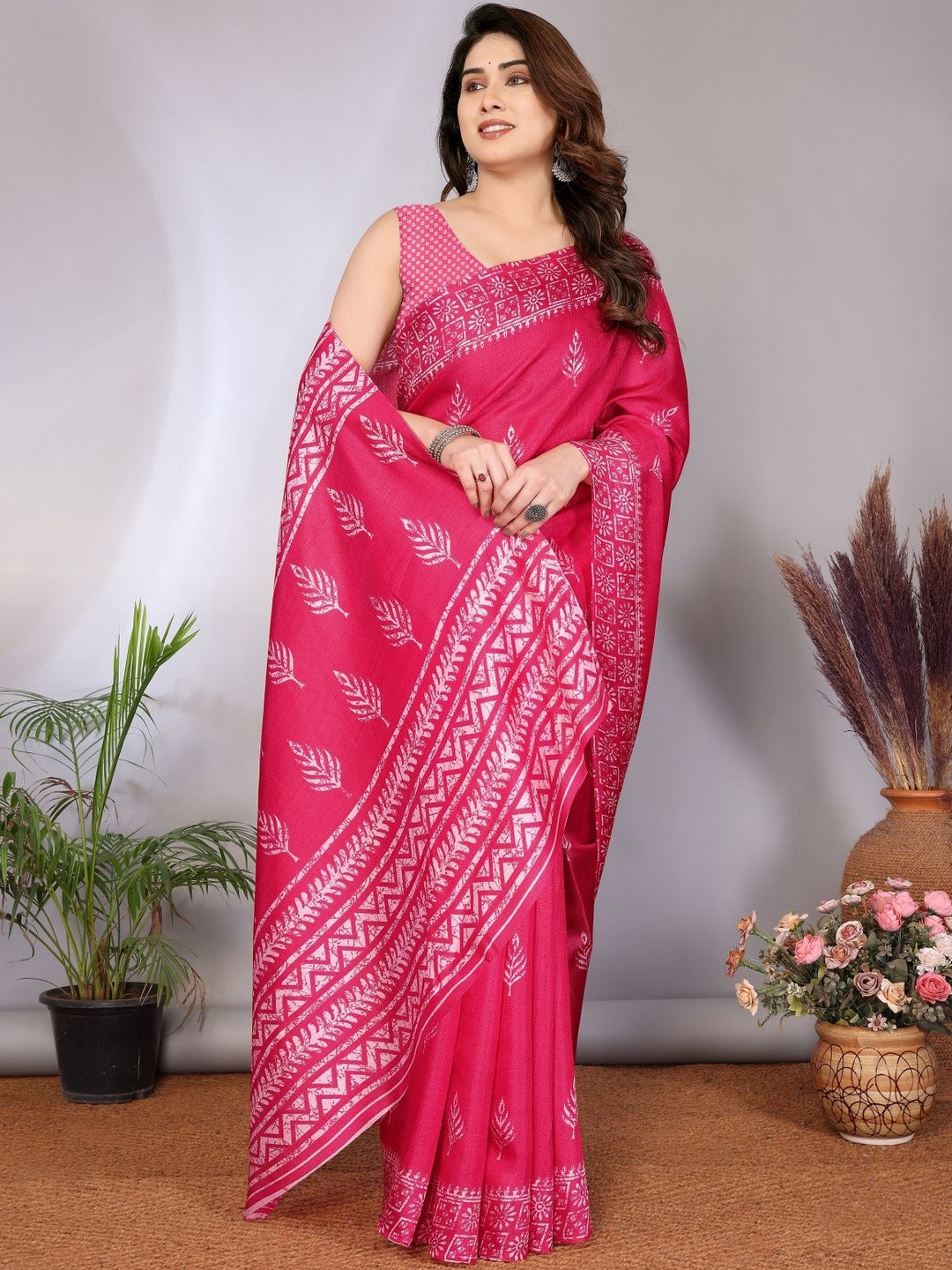 vj fashion Women Pink Geometric Printed Art Silk Khadi Saree With Blouse Piece