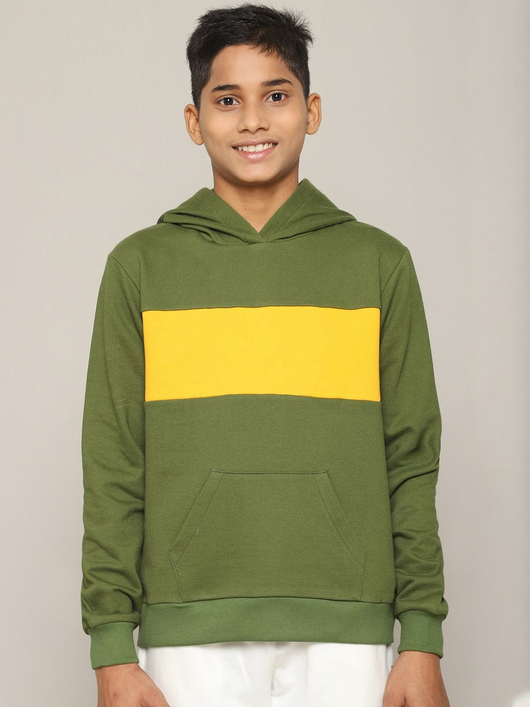 RUTE KIDS Boys Green Solid Cotton Pullover Hooded Sweatshirts