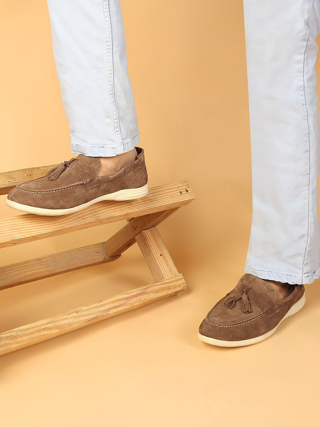 Carlton London Chiku Men Leather Loafers