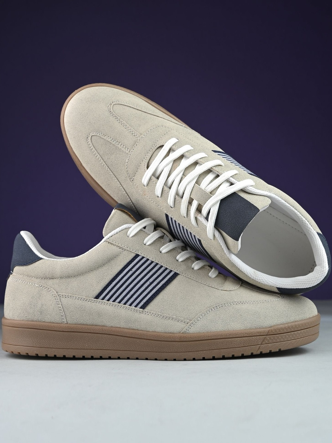 Roadste Men Beige & Blue Striped Lace-Ups Everyday Sneakers