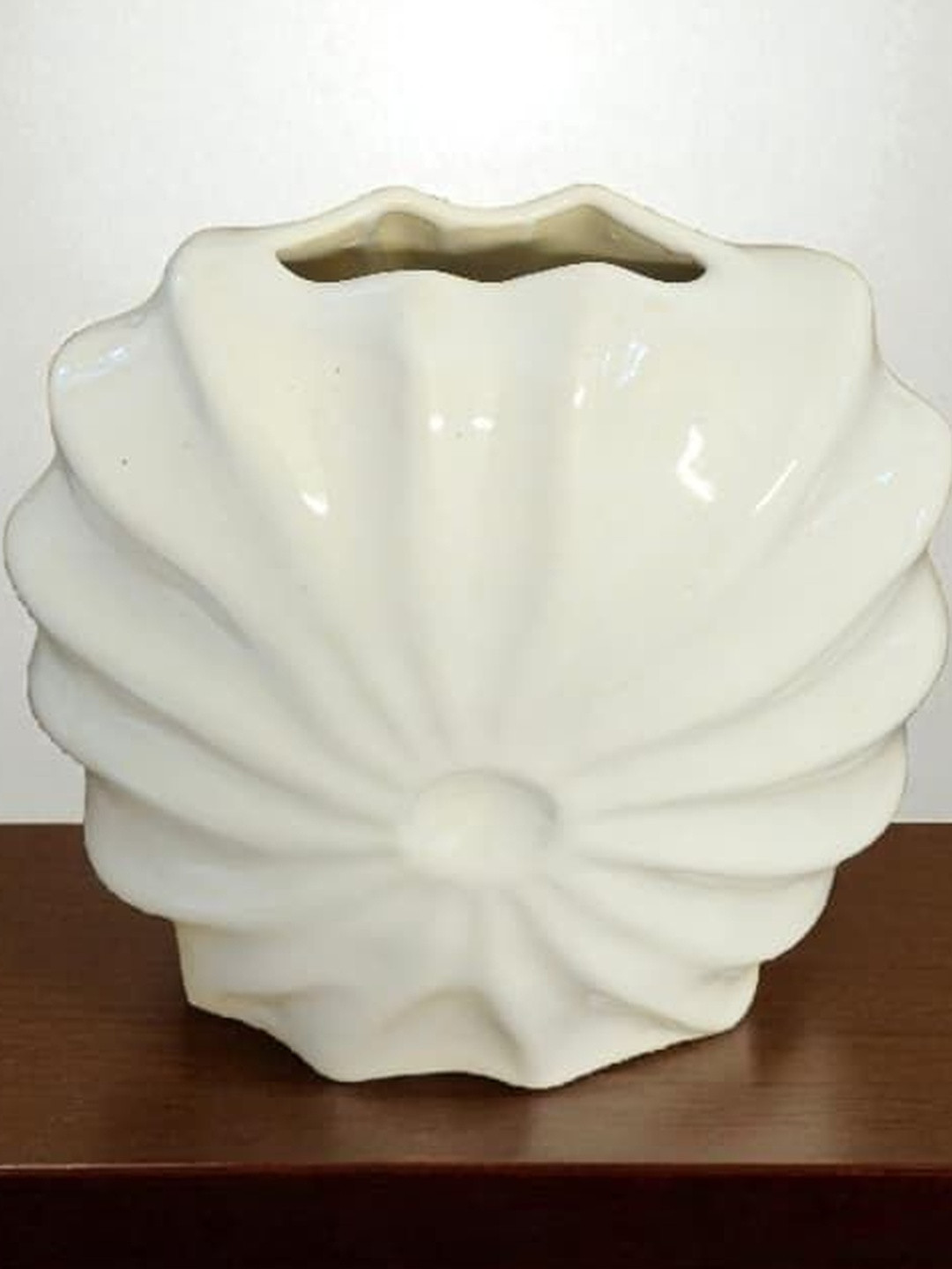 ARTISANS BAZAR White Ceramic Donut Vase Set