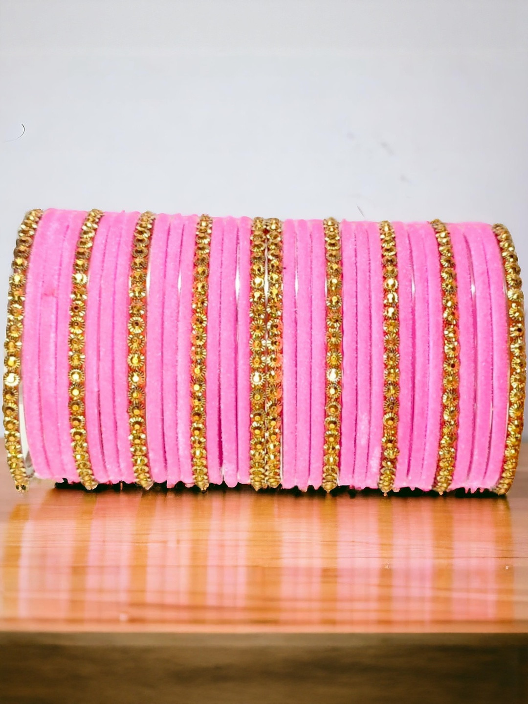 Yaara fashion Women Ethnic Bracelet