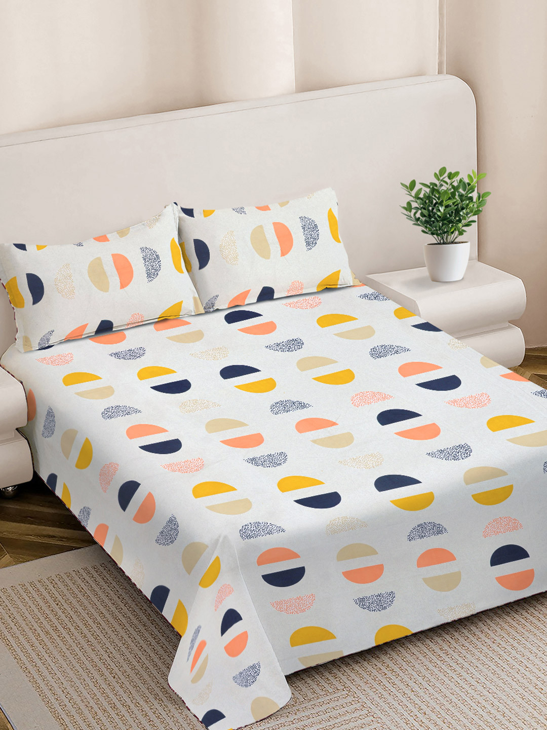 Myntra Elegant Homes 300 TC Polycotton King Bedsheets