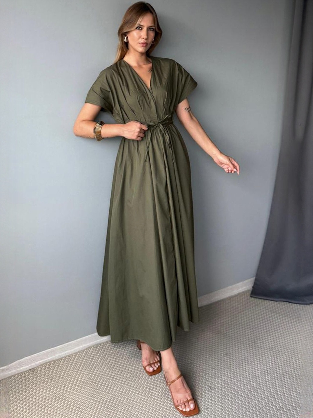 Trendyol V-Neck Kimono Sleeve Maxi Dress