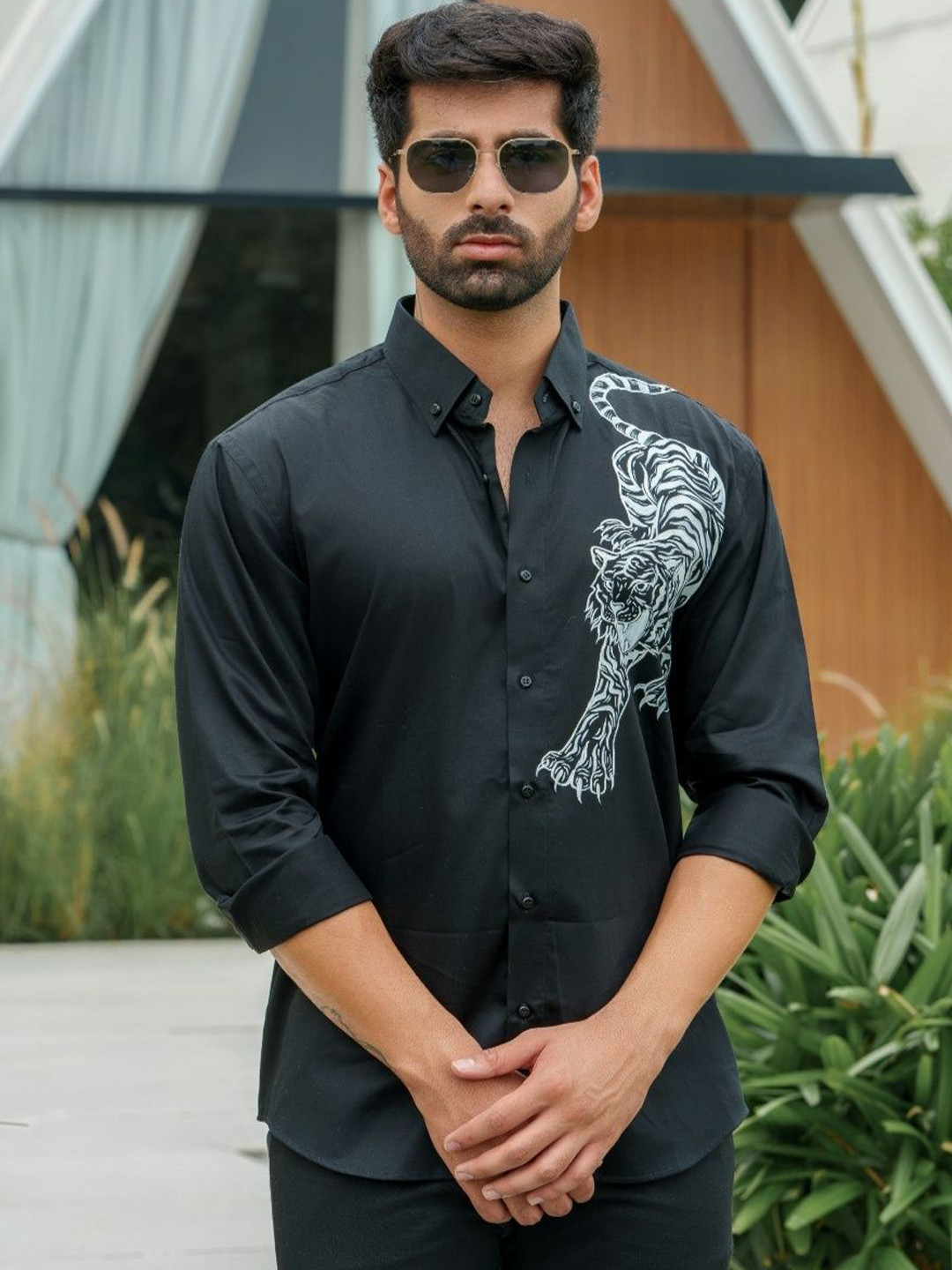 Befitting Animal Tiger Printed Slim Collar Cotton Casual Shirt