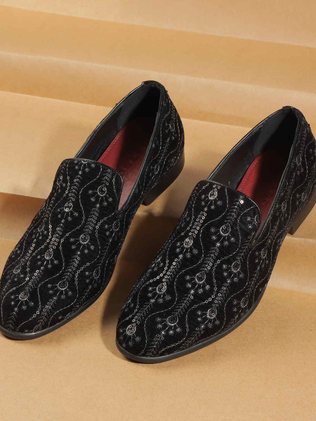 Metro Men Slip on Round Toe Mojaris with Ethnic - Embellished