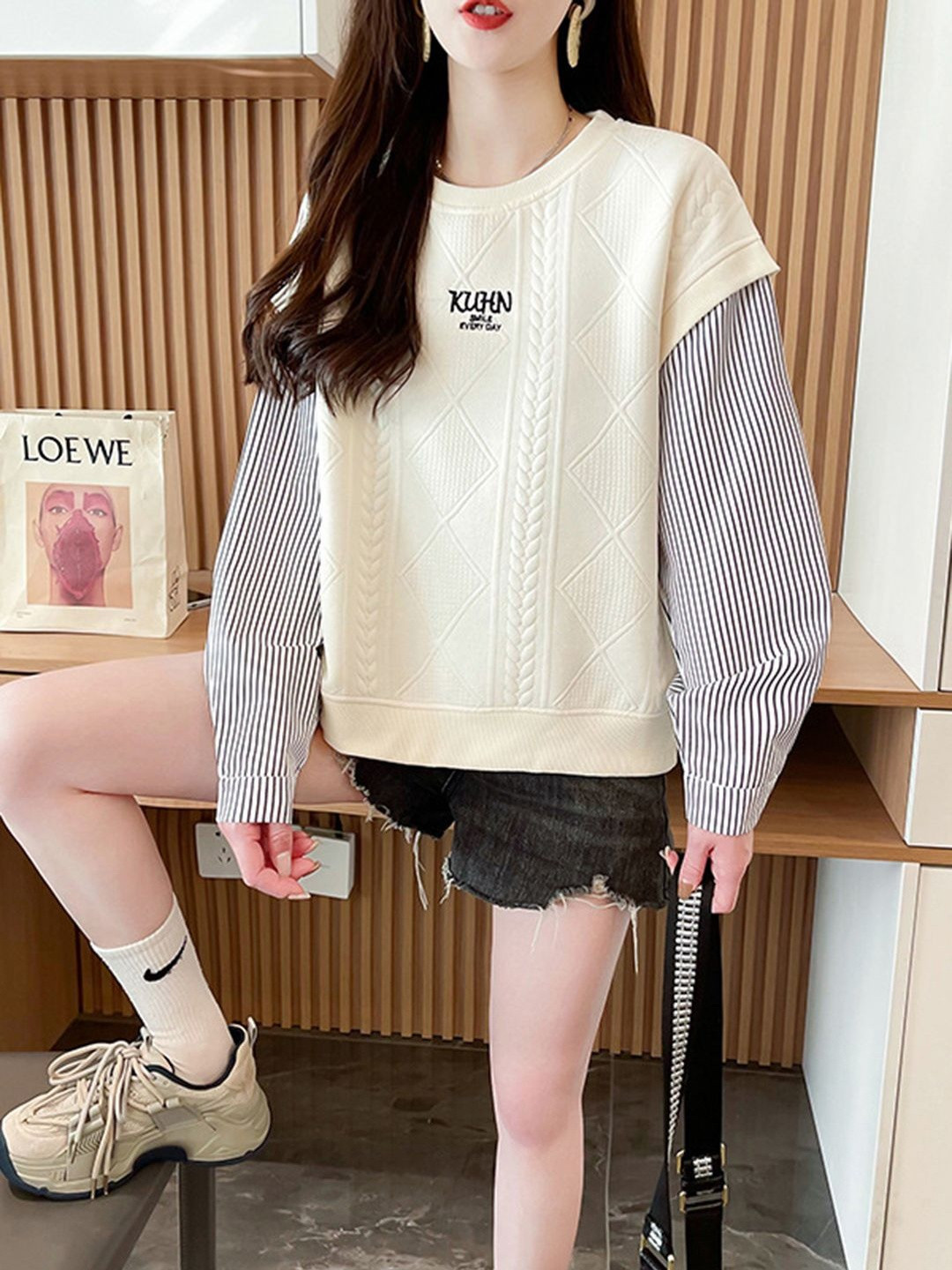 DressBerry Women White Solid Cotton Round Neck Pullover Sweaters