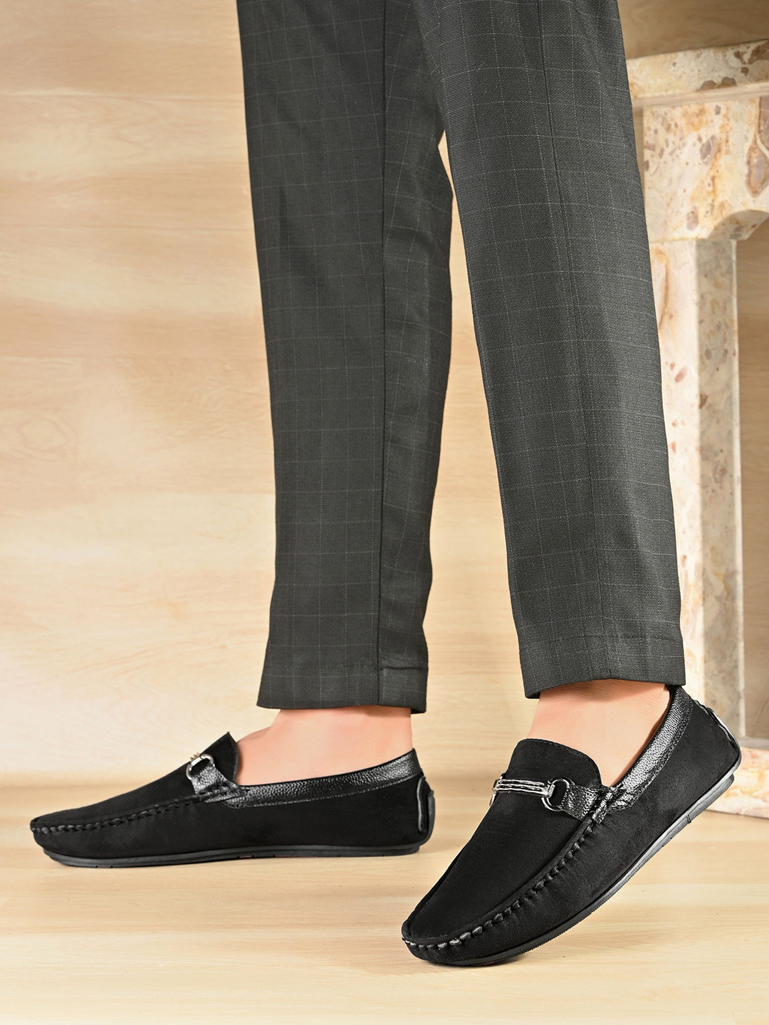 knoos Men Water Repellent Upper Round Toe Loafers