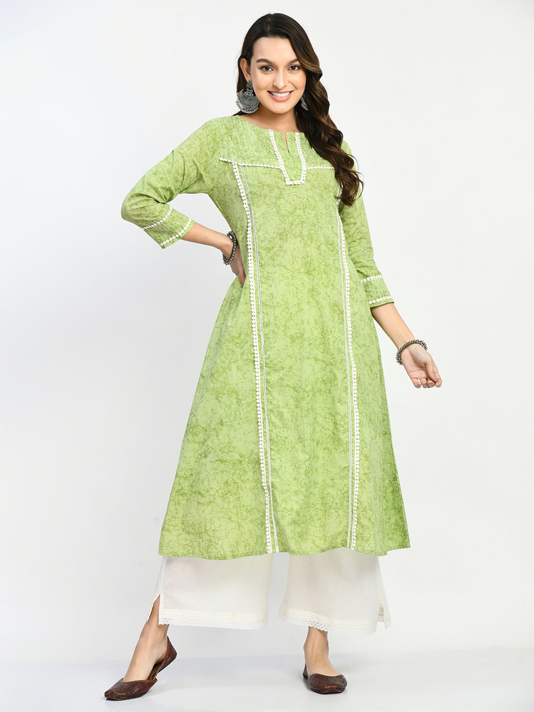 Vogue by Avantika Women Floral Printed Batik Festive Cotton A-Line Kurta