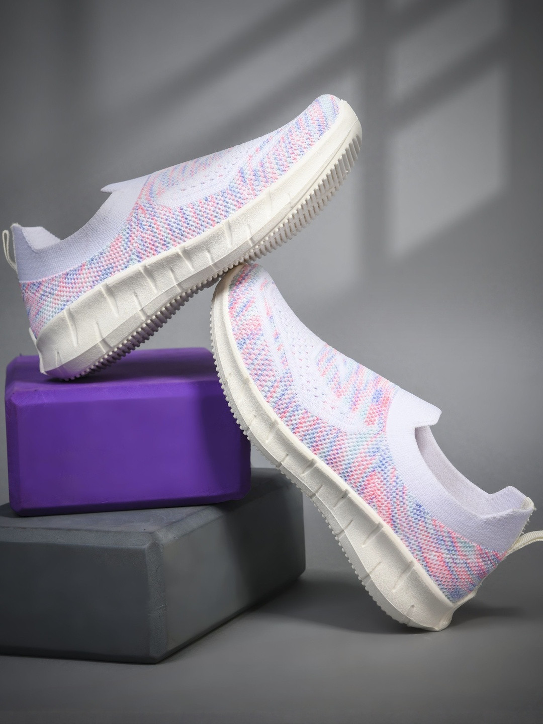PU-PINE Women Mesh Running Non-Marking Shoes