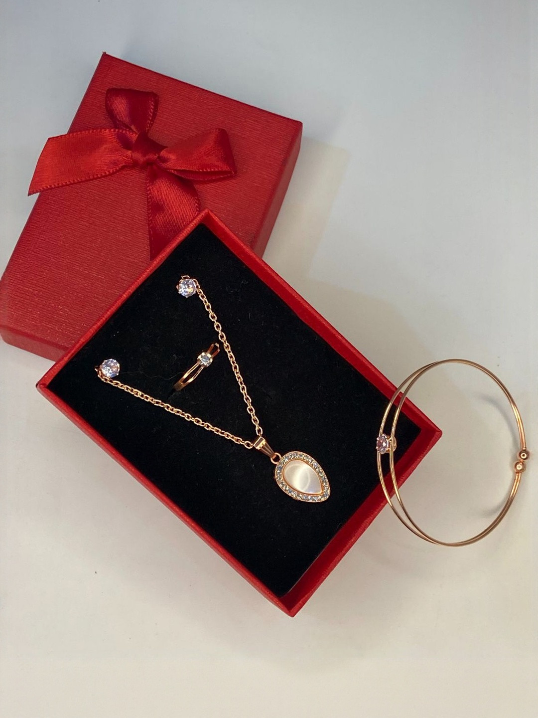 Teardrop Pendant Jewelry Set With Ring & Bracelet