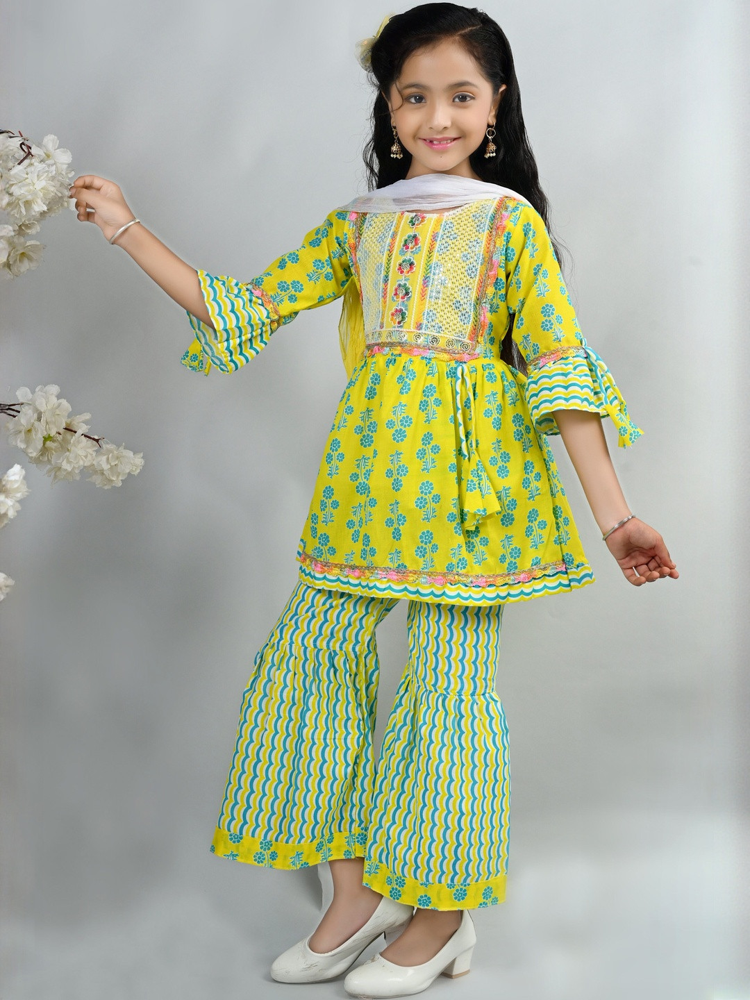 VALUE CREATION Girls Floral Print Flared Sleeve A-Line Dress