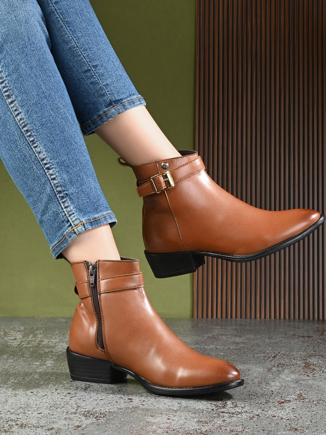 Roadster Women High Top Zip And Buckle Closure Boots