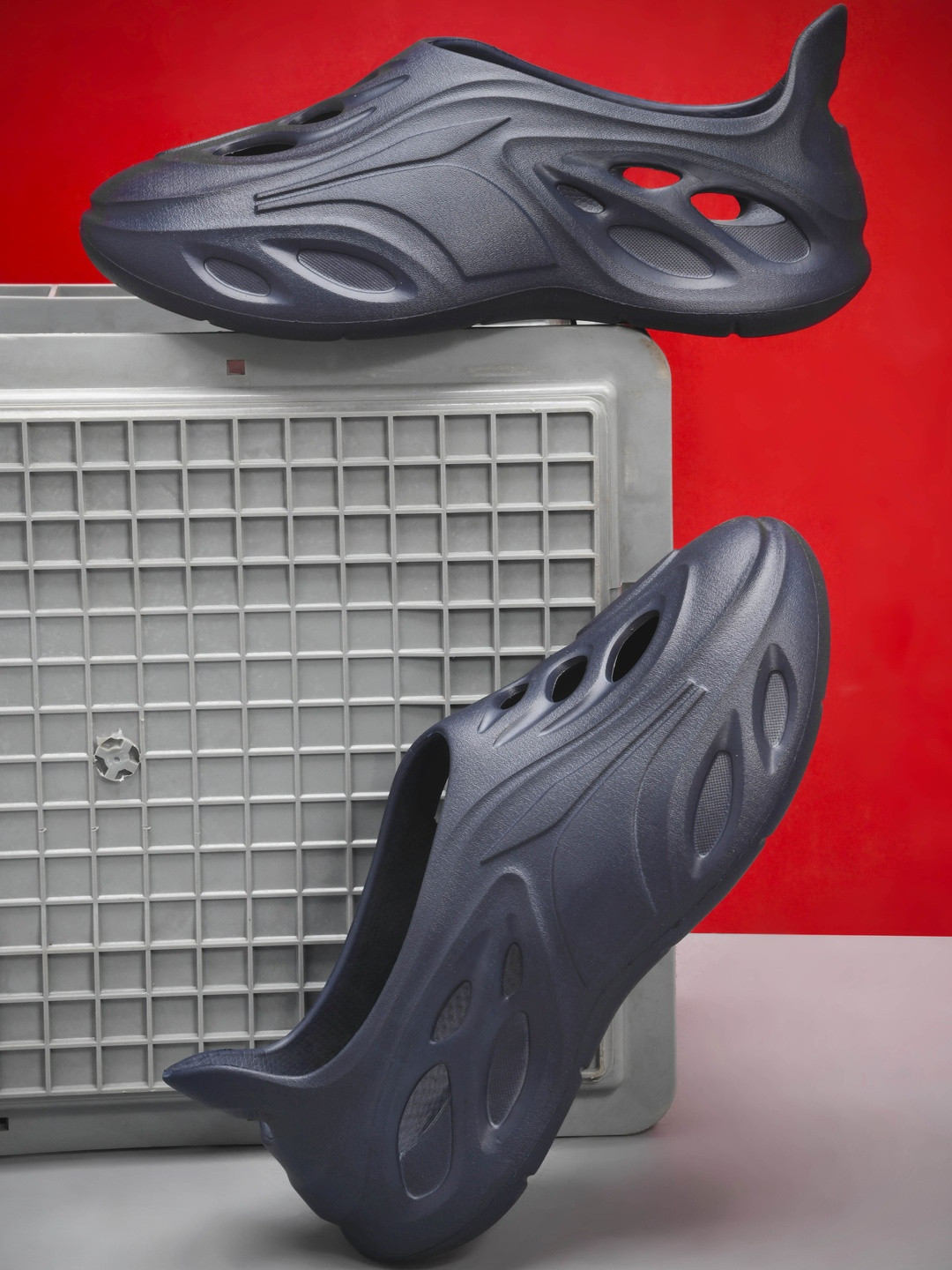 SHOELAMB Men Navy Blue Slip-On Flip Flops