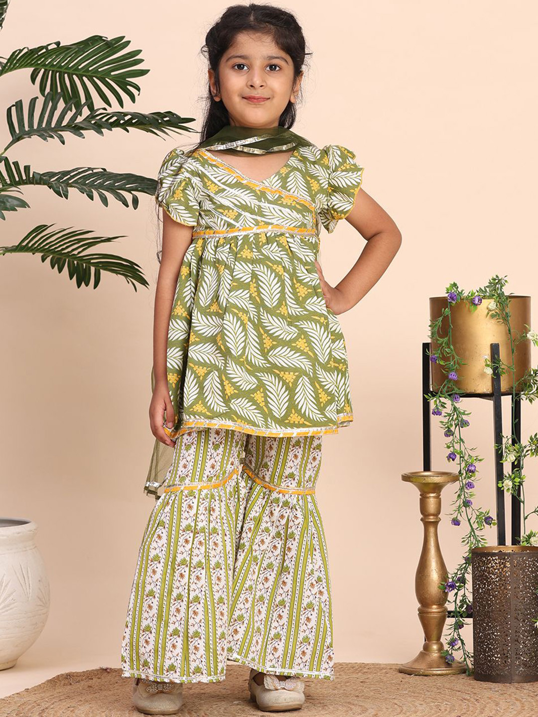 Cutiekins Girls Floral Printed A-Line Kurta with Sharara & Dupatta