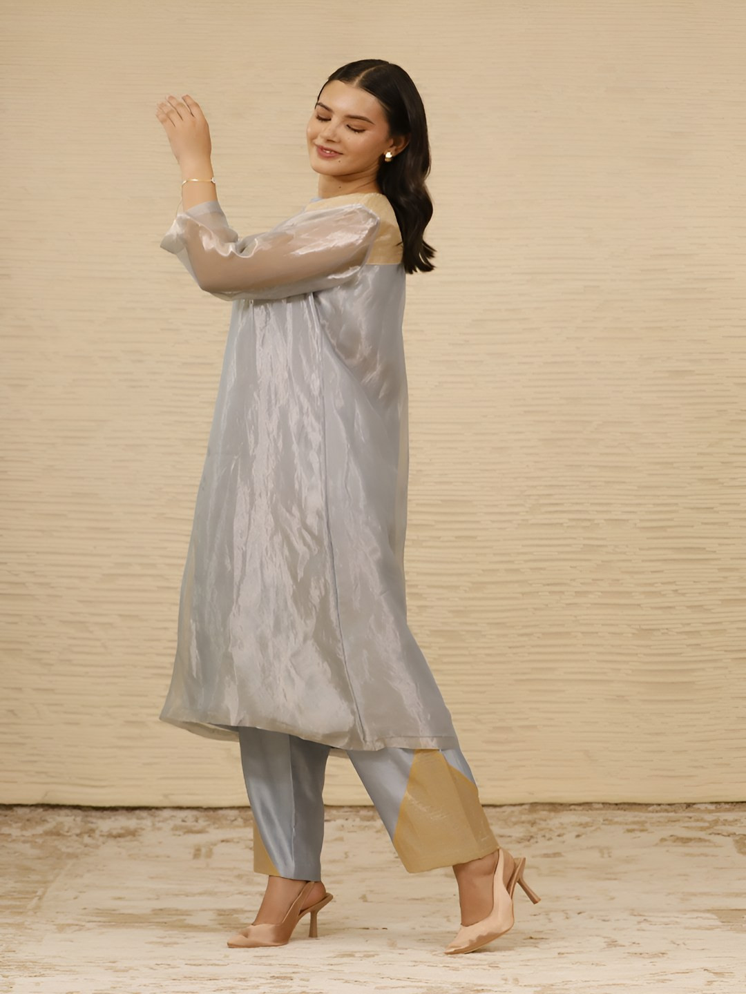 Eeda Women Colourblocked Kurta with Trousers