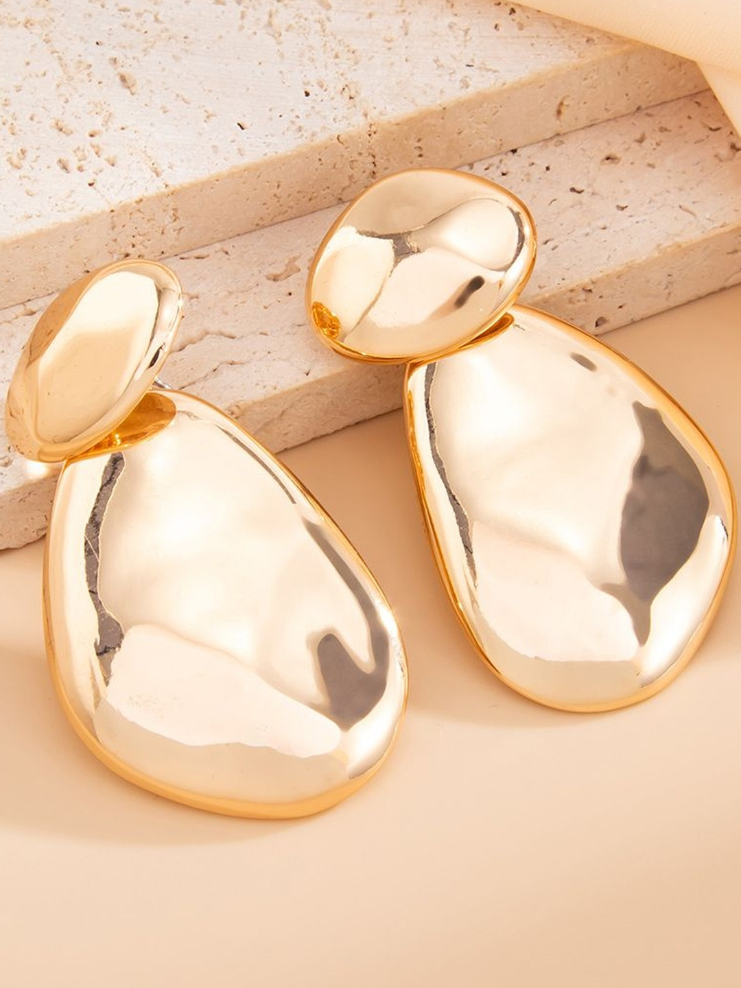 StyleCast x Revolte Oval Studs Earrings