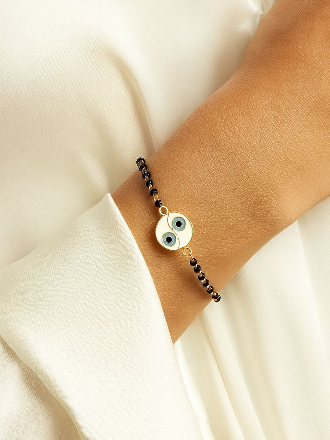 I Jewels Gold-Plated Beaded Evil Eye Hand Mangalsutra