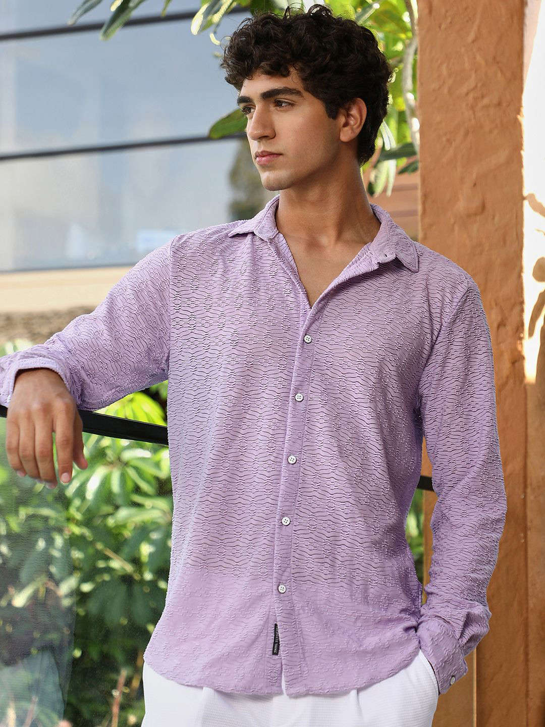 Campus Sutra Dunes-Tactile Self Design Comfort Casual Shirt