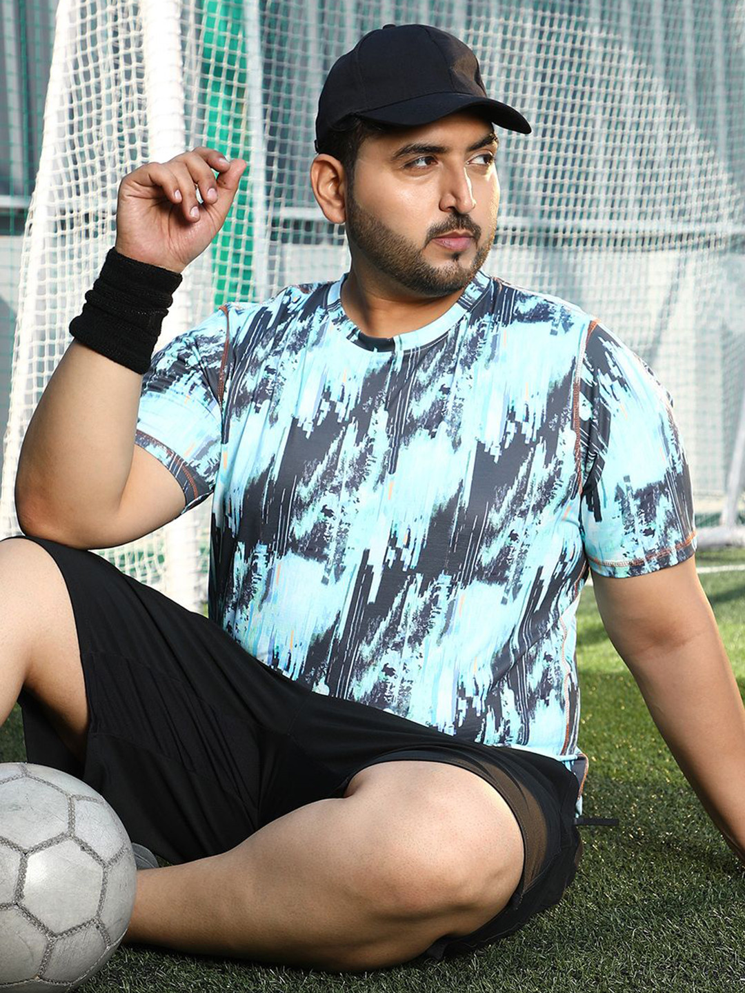 Instafab Plus Men Abstract Printed Round Neck Activewear T-shirt