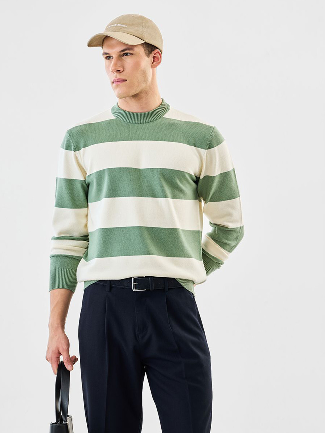 Snitch Men Green Striped Pullover Sweaters