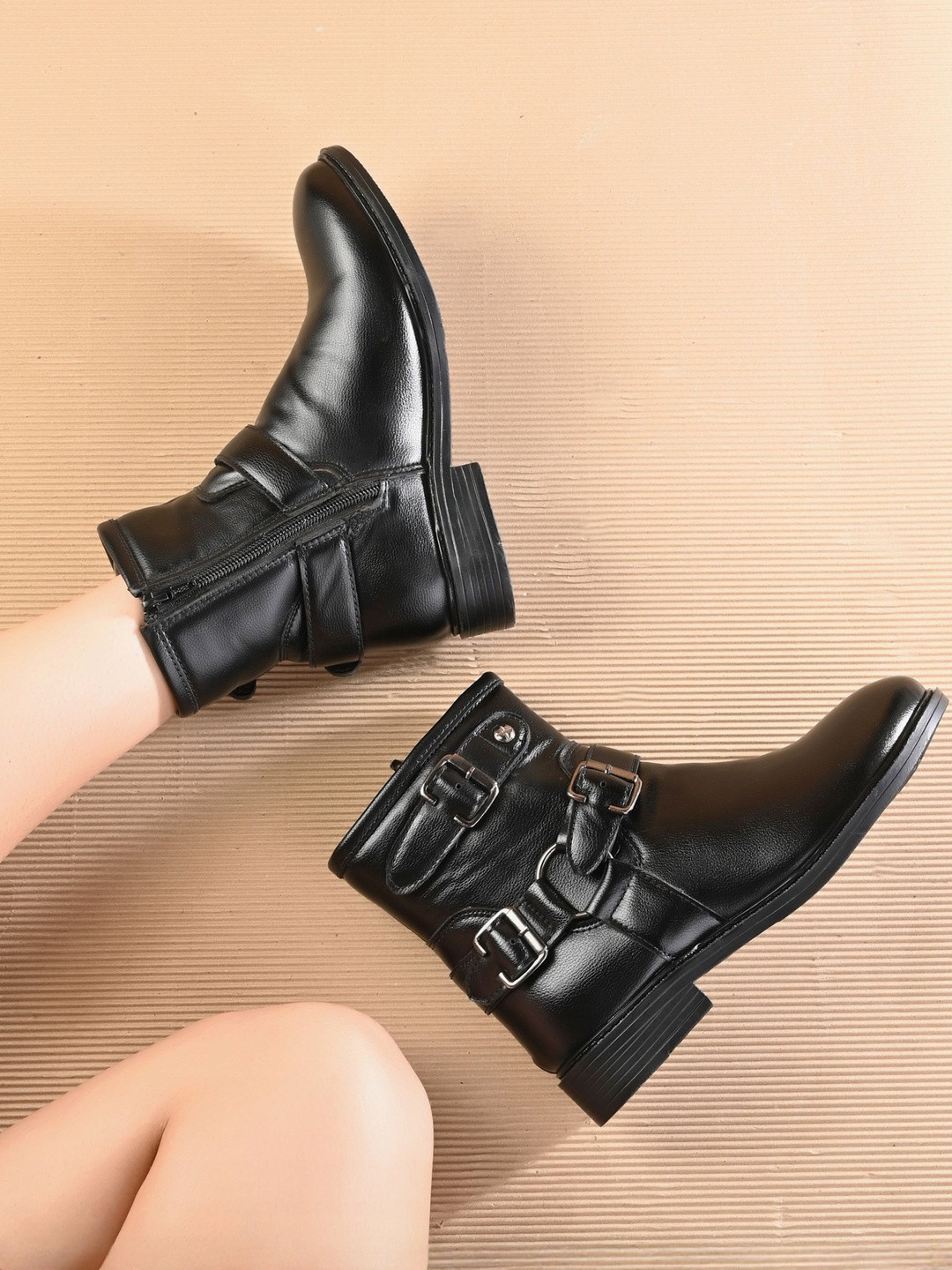 Roadster Women Buckle Detail Surface Styling Chelsea Boots