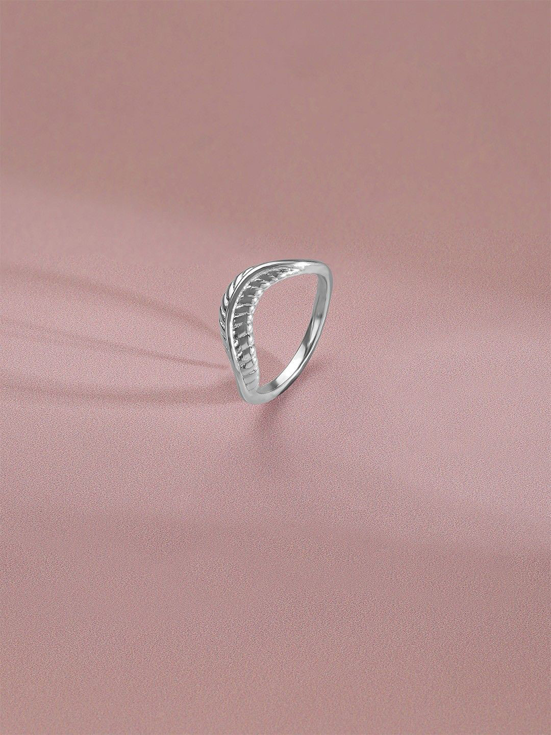 Mia by Tanishq Chic Textured Women 93 KT Silver Finger Ring