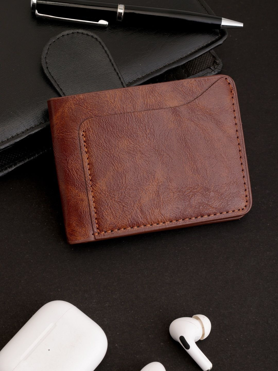 Roadster Men Leather Two Fold Wallet With Non Detachable Flap