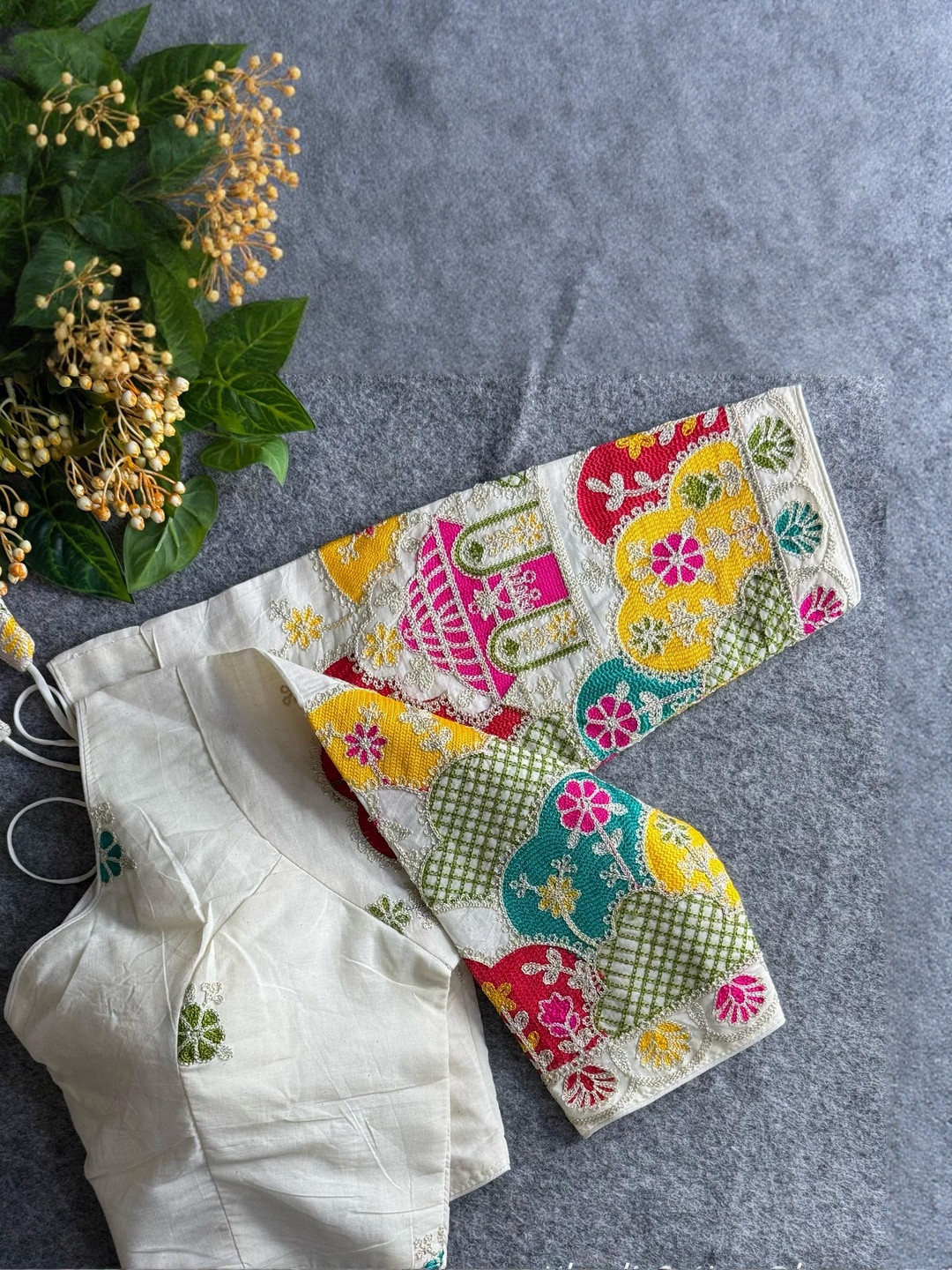 HERE&NOW Women Cotton Multicolor Embroidered Saree Blouse