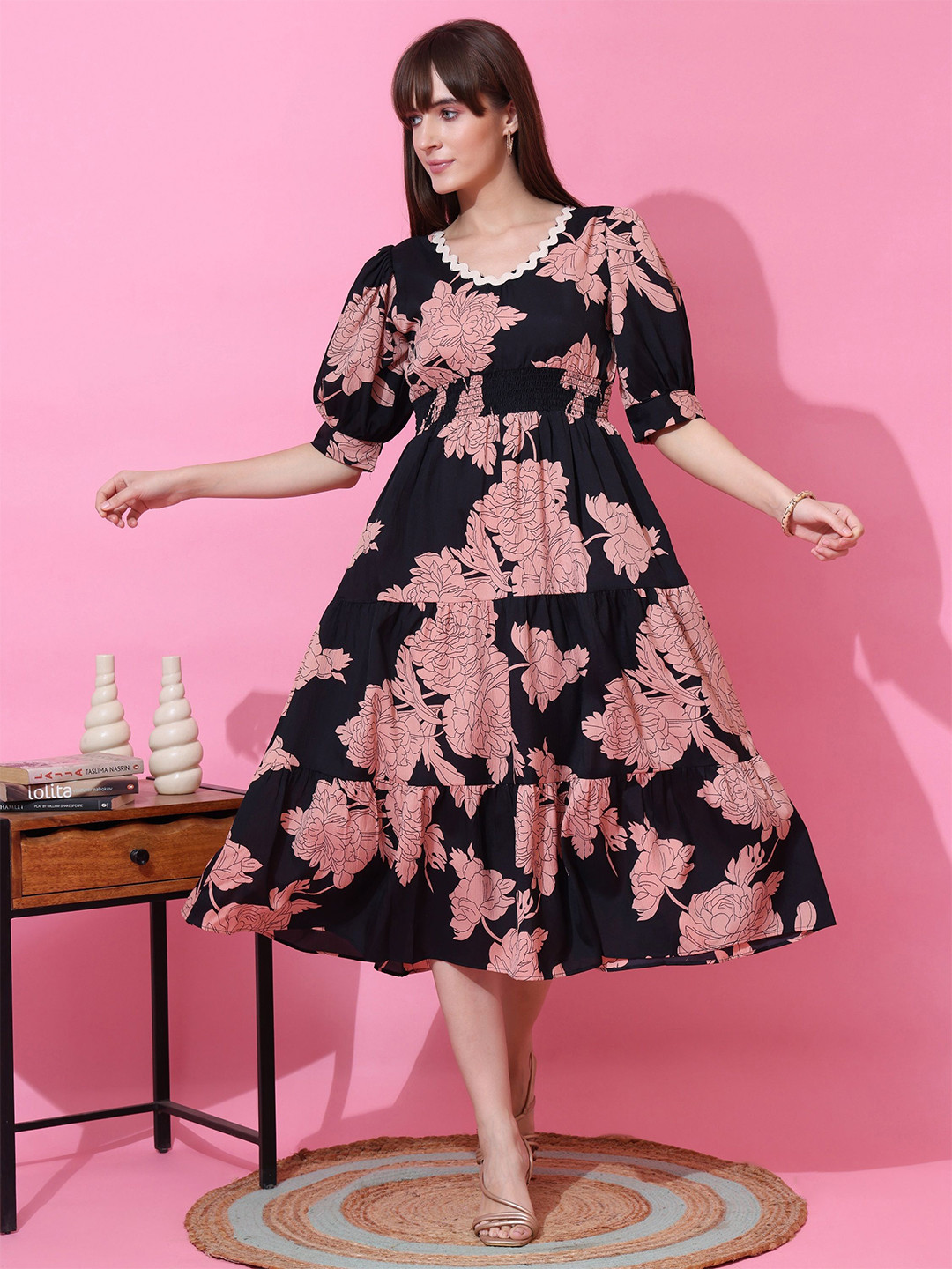 De La Moda Floral Printed Round Neck Ruffles Fit And Flare Midi Crepe Dress