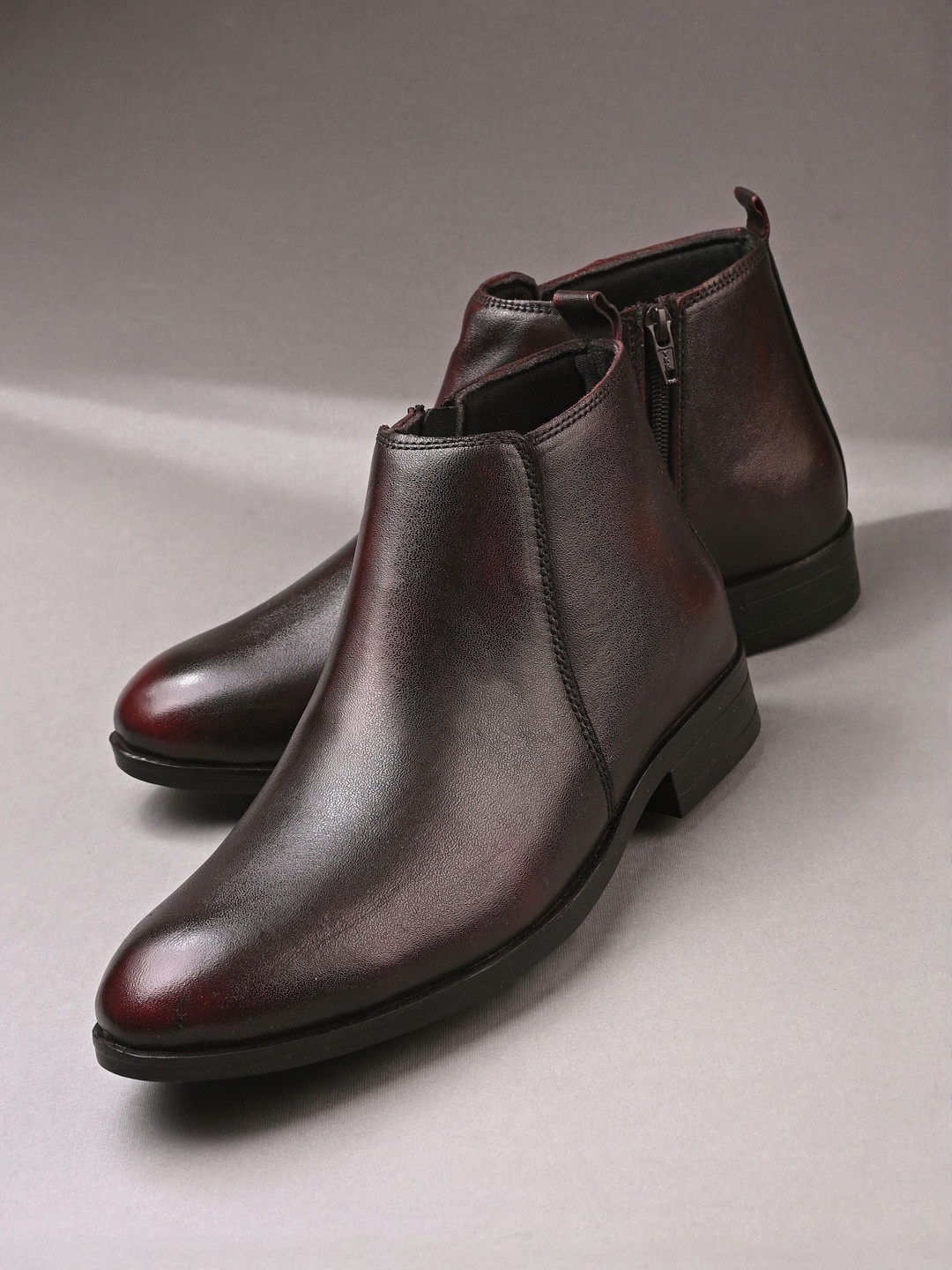 Roadster Men Zipper Leather Chelsea Boots