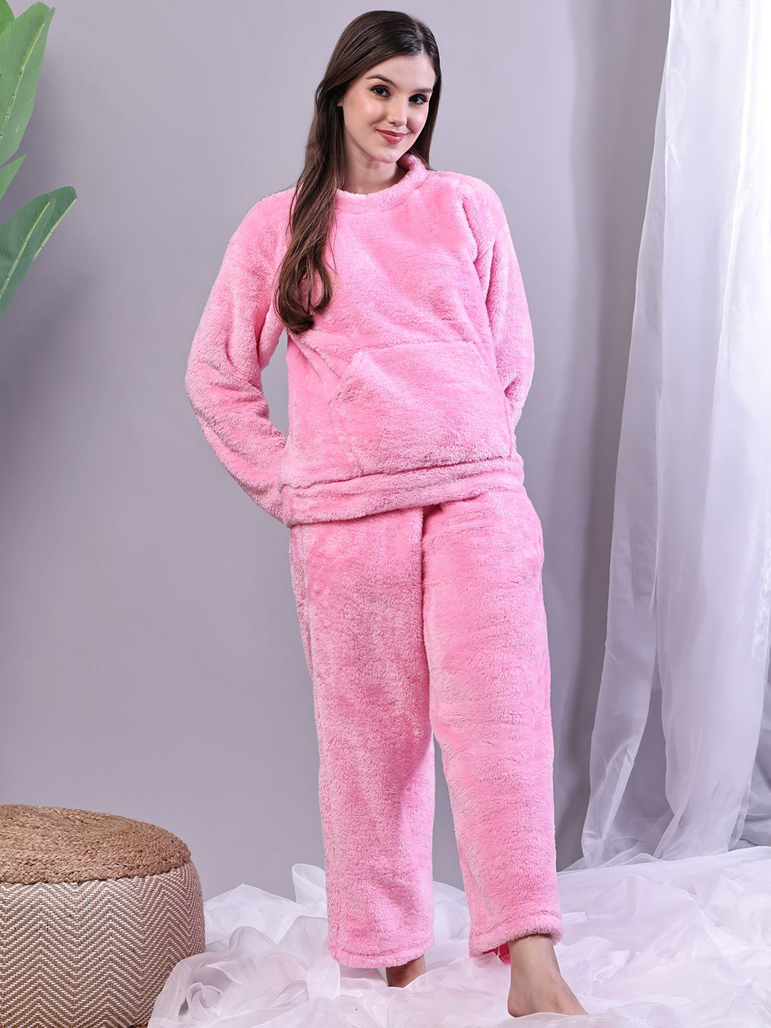 TAG 7 Long Sleeves Fur Winter T-Shirt And Pyjama Night suit