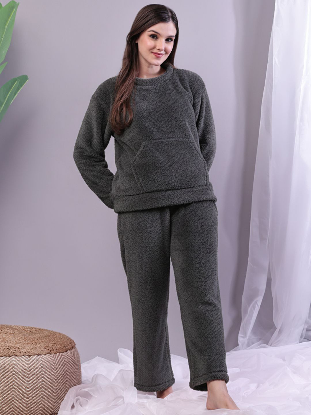 TAG 7 Grey Round Neck Long Sleeves Solid Night suits