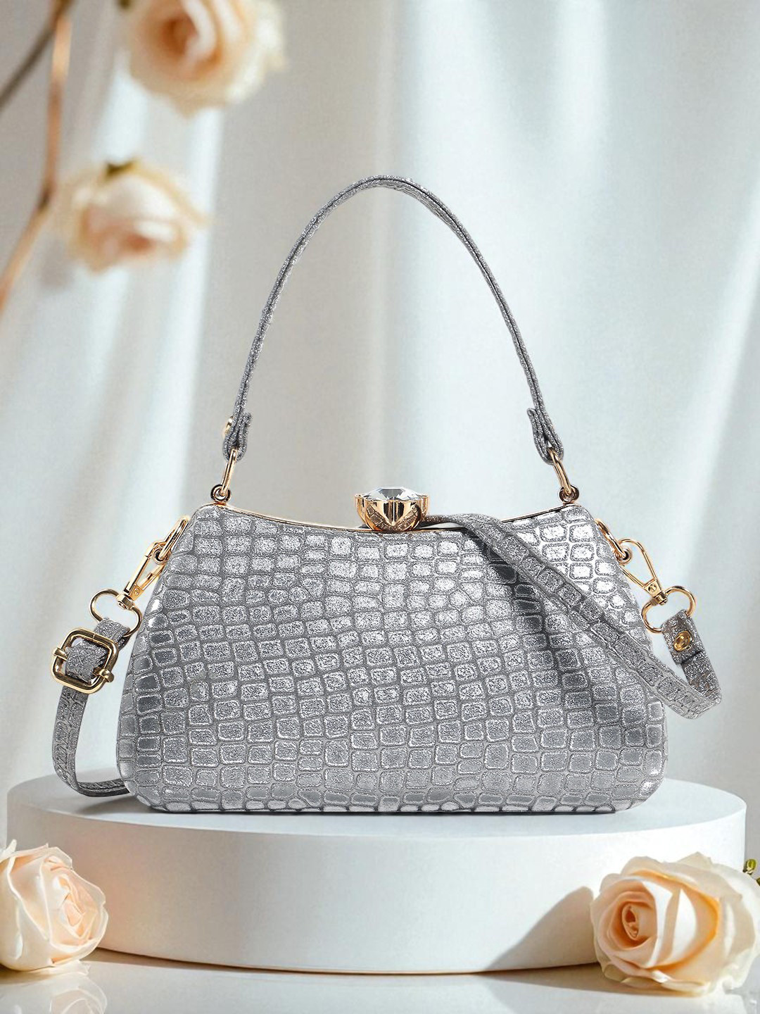 Exotic Textured Jute Box Clutch