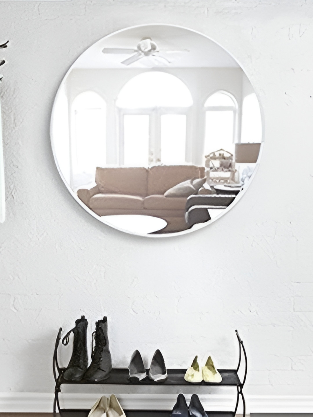 ARYAANSH Round Shaped Glass Wall Mirror