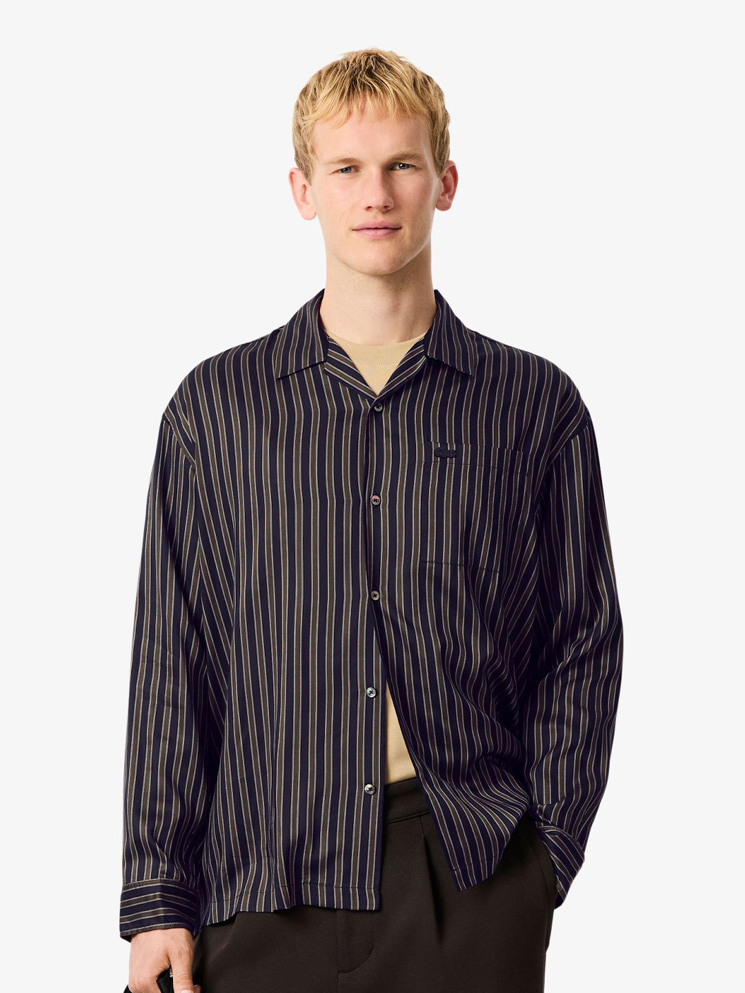 Lacoste Men Relaxed Fit Vertical Striped Spread Collar Casual Shirt