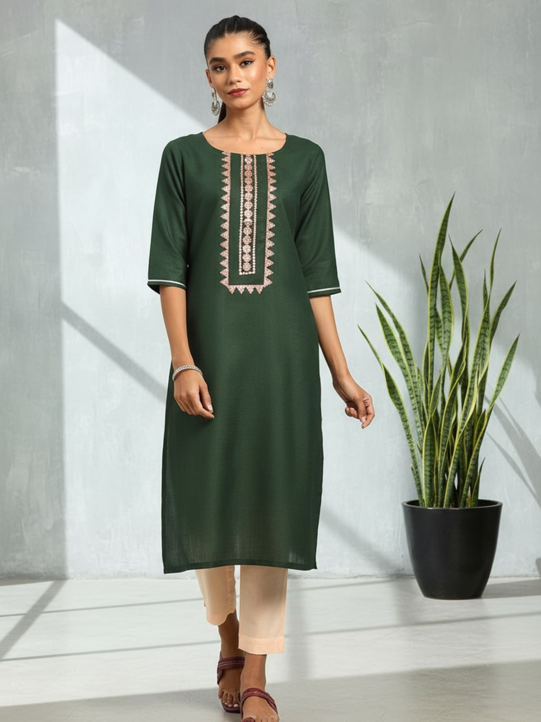 Gerua By Libas Women Green Floral Yoke Design Kurta