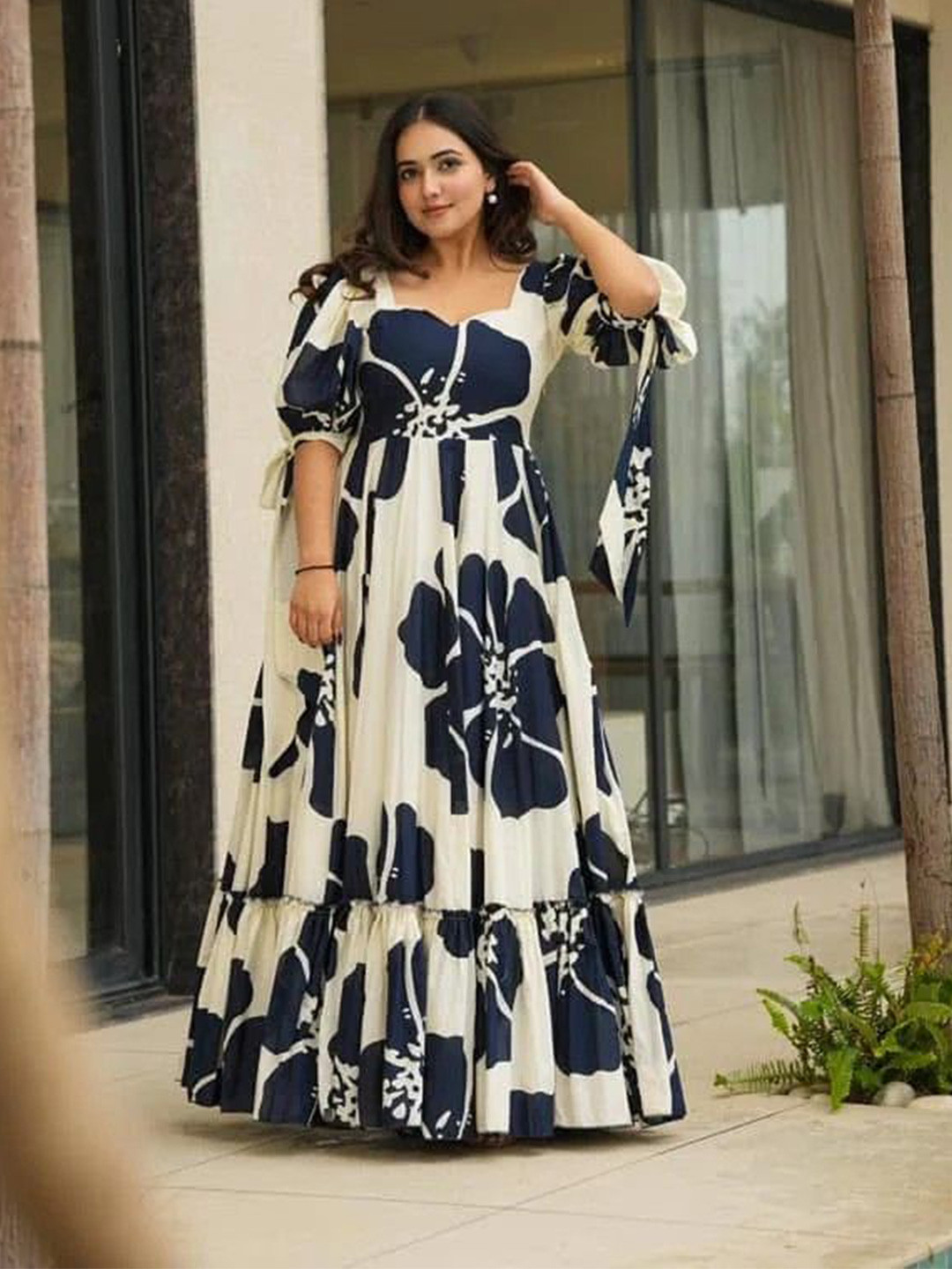 GLOSIA DESIGN Floral Printed Sweet Heart Neck Puff Sleeves A-Line Maxi Dress