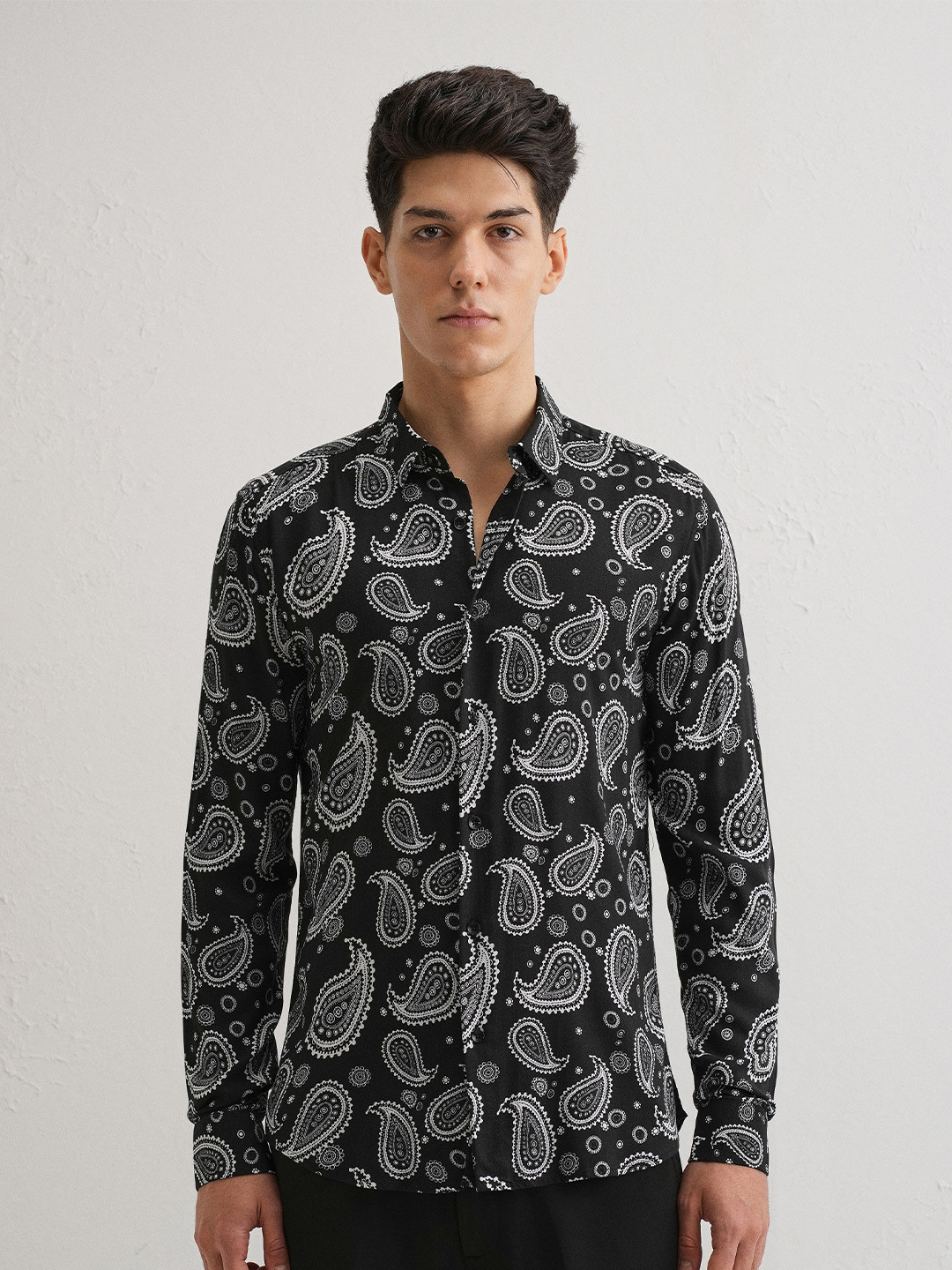 Banana Club Classic Slim Fit Paisley Printed Satin Casual Shirt