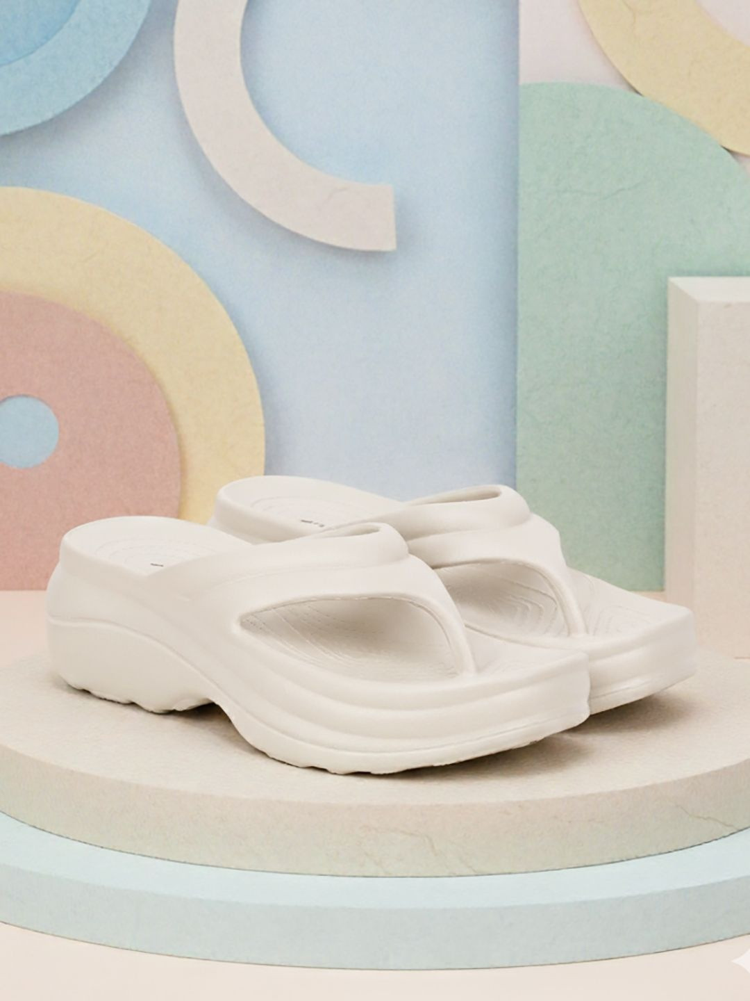 TRASE Women Cream Casual Soft and Comfortable Rubber Slip-On Flip Flops