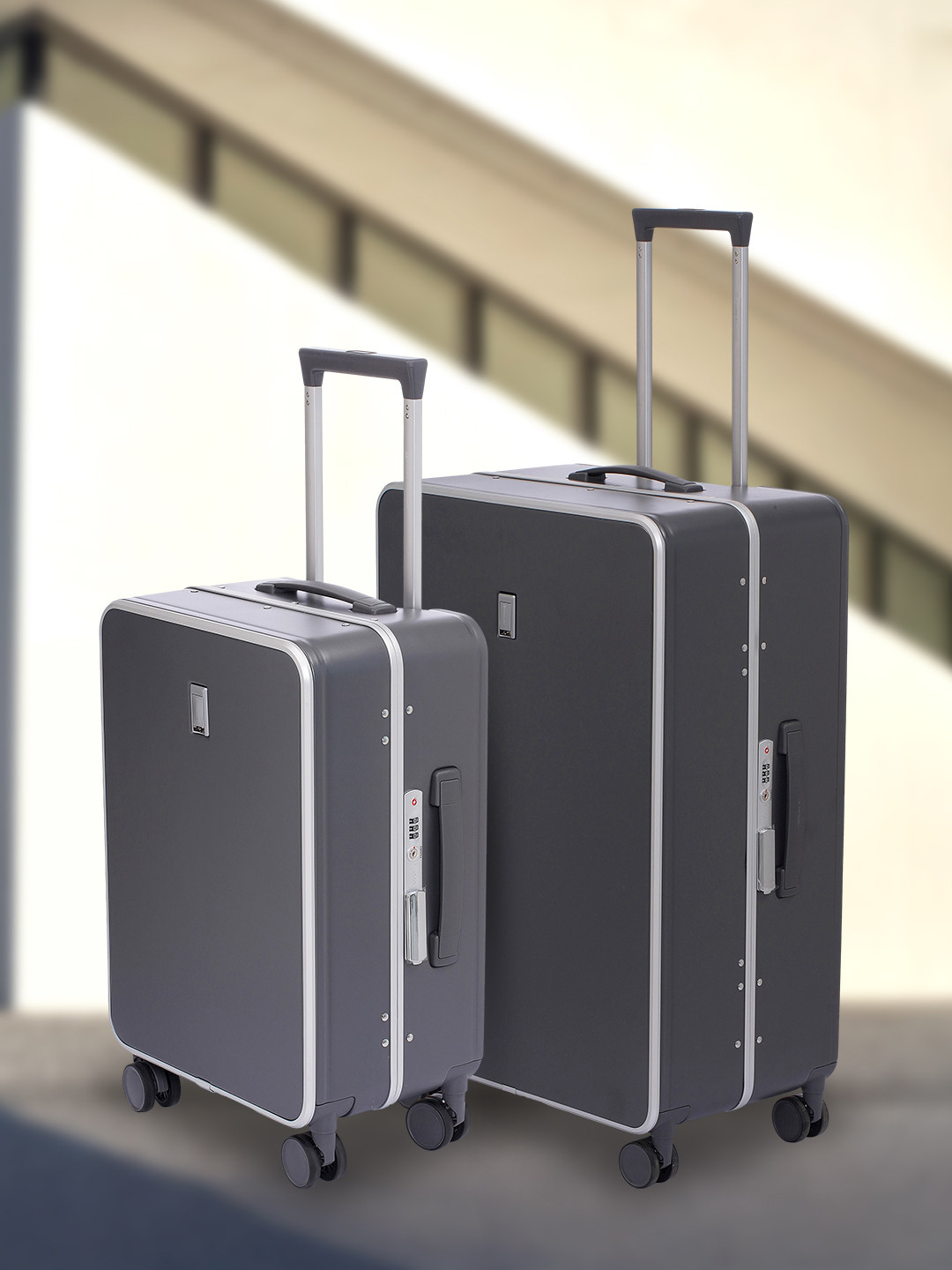 SWISS MILITARY Lorenzo Set Of 2 Hard-Sided Trolley Suitcase