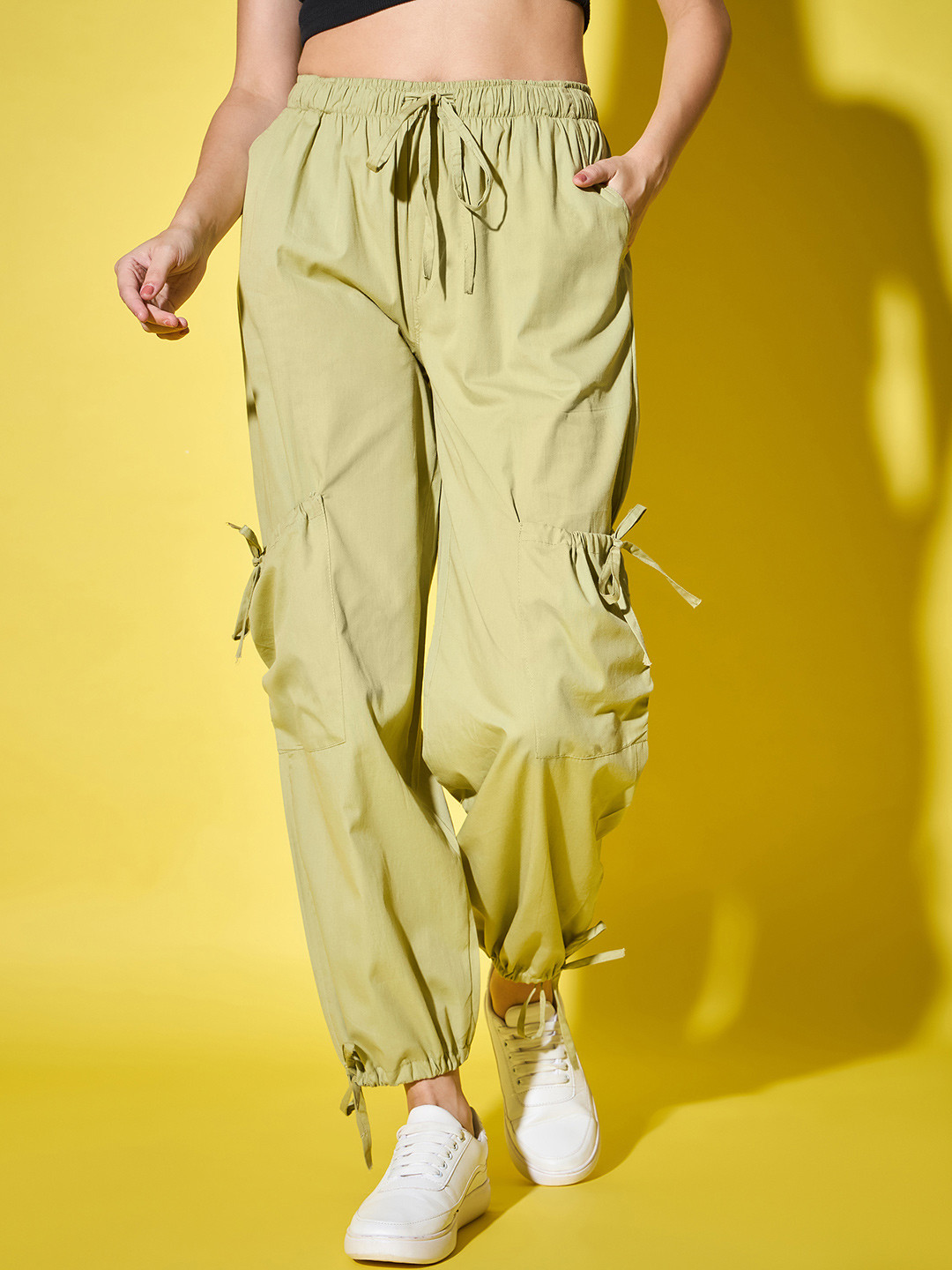 DIMPY GARMENTS Women Relaxed High-Rise Cargos Trousers